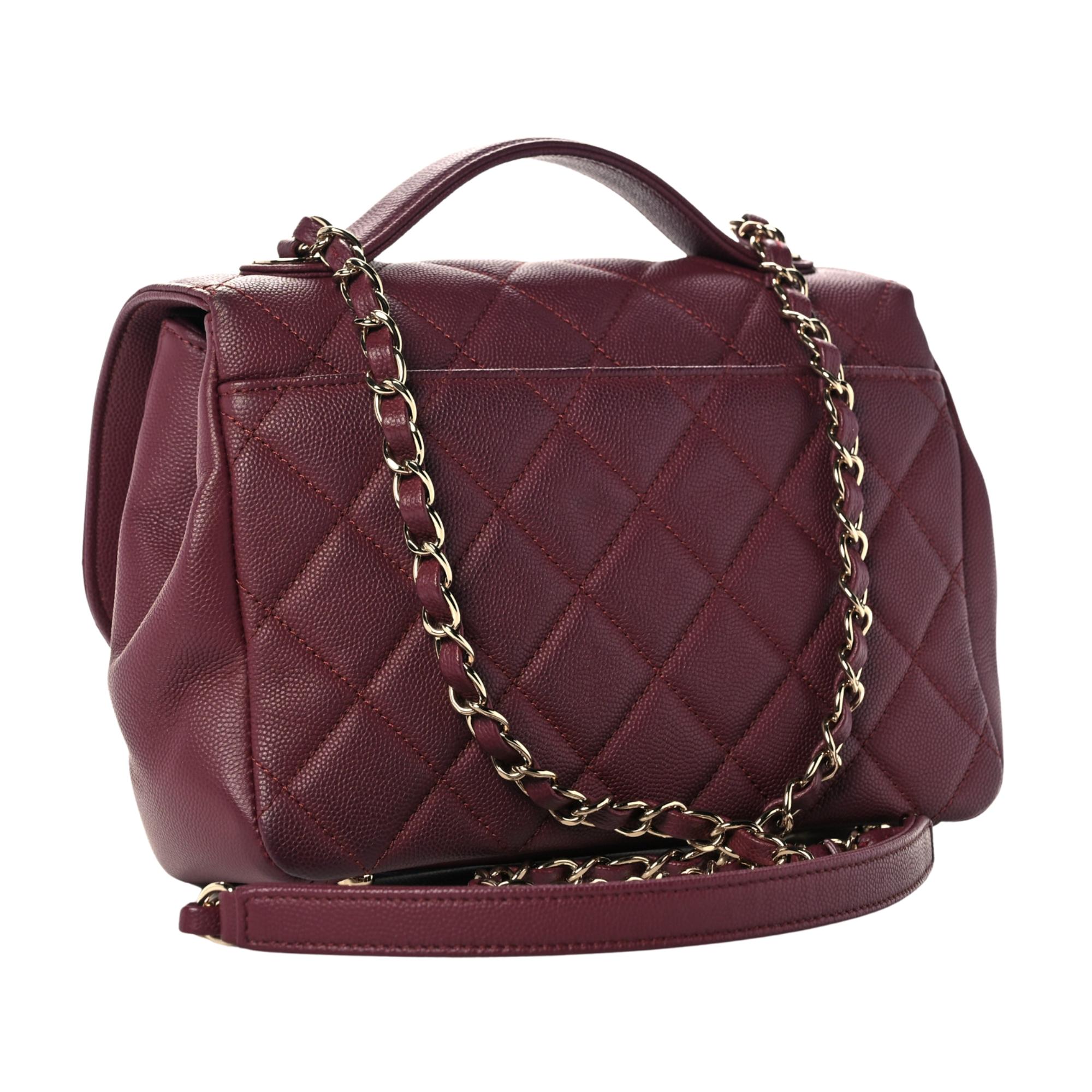 Chanel Burgundy Caviar Quilted Business Affinity Flap Bag Medium In Excellent Condition For Sale In Montreal, Quebec