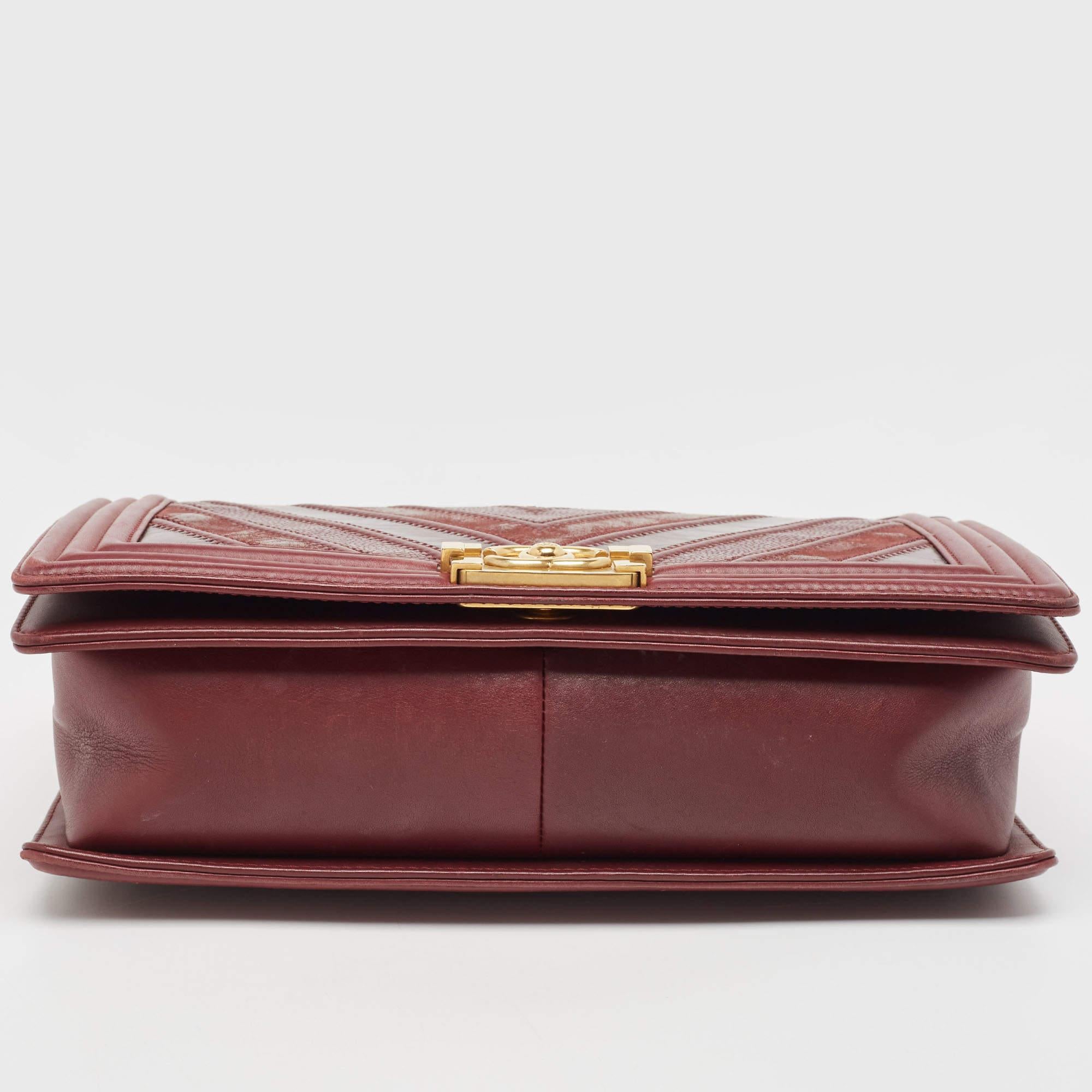 Chanel Burgund Chevron Kaviar Leder und Leder Neu Medium Boy Bag Damen