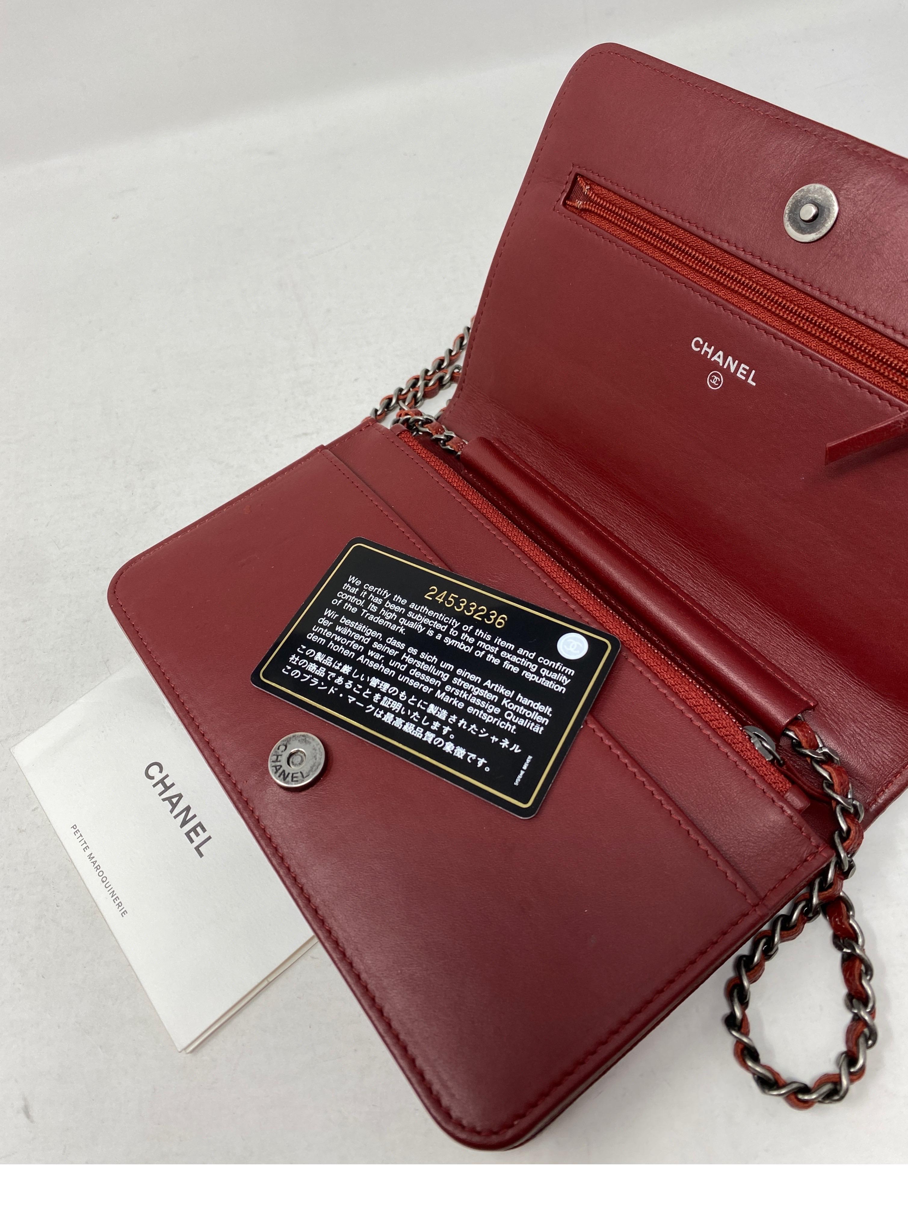 Chanel Burgundy Chevron Wallet On A Chain Bag 4