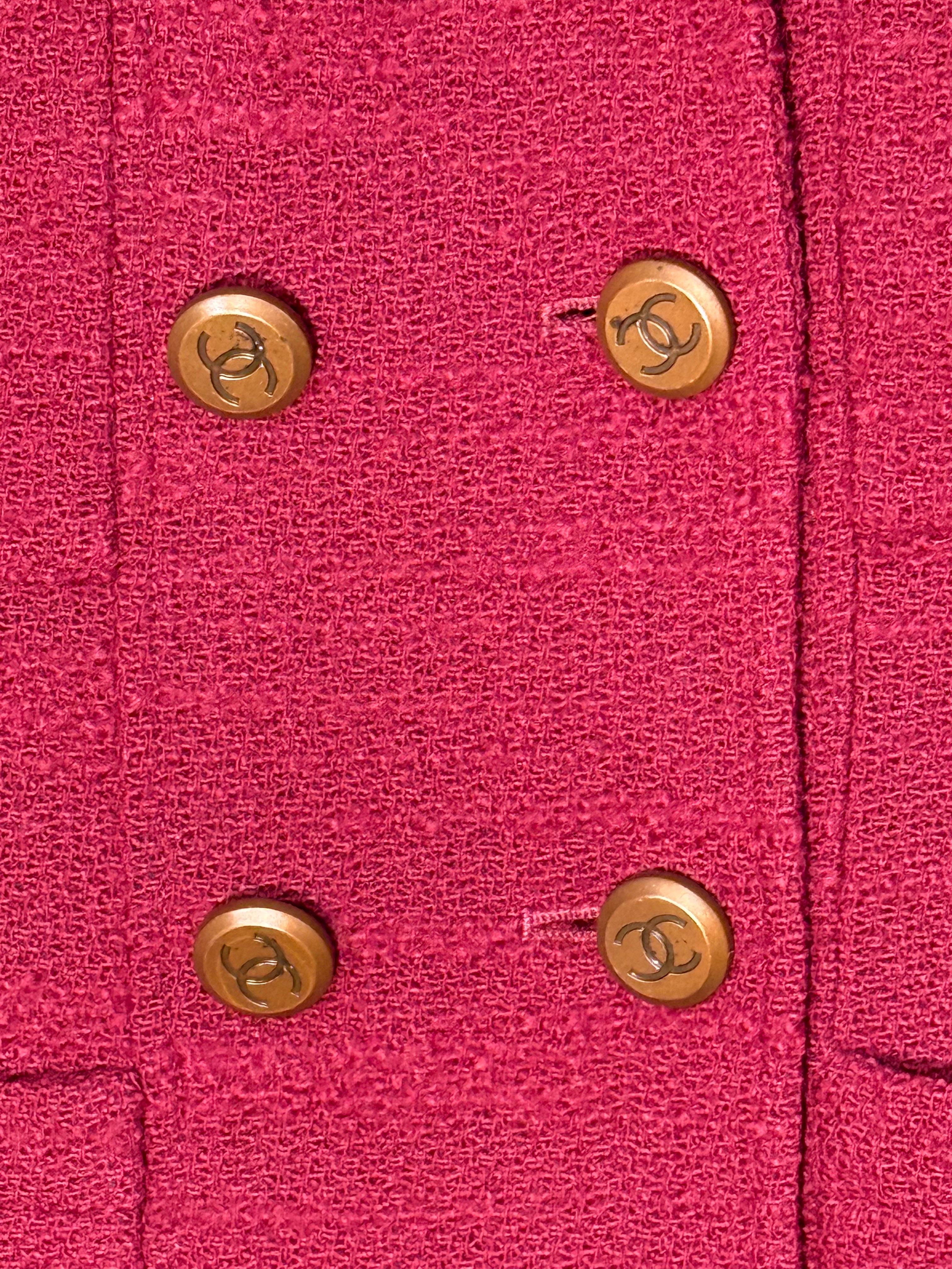 Chanel Burgunderrote Wolljacke mit Kragen im Zustand „Gut“ im Angebot in Sheung Wan, HK