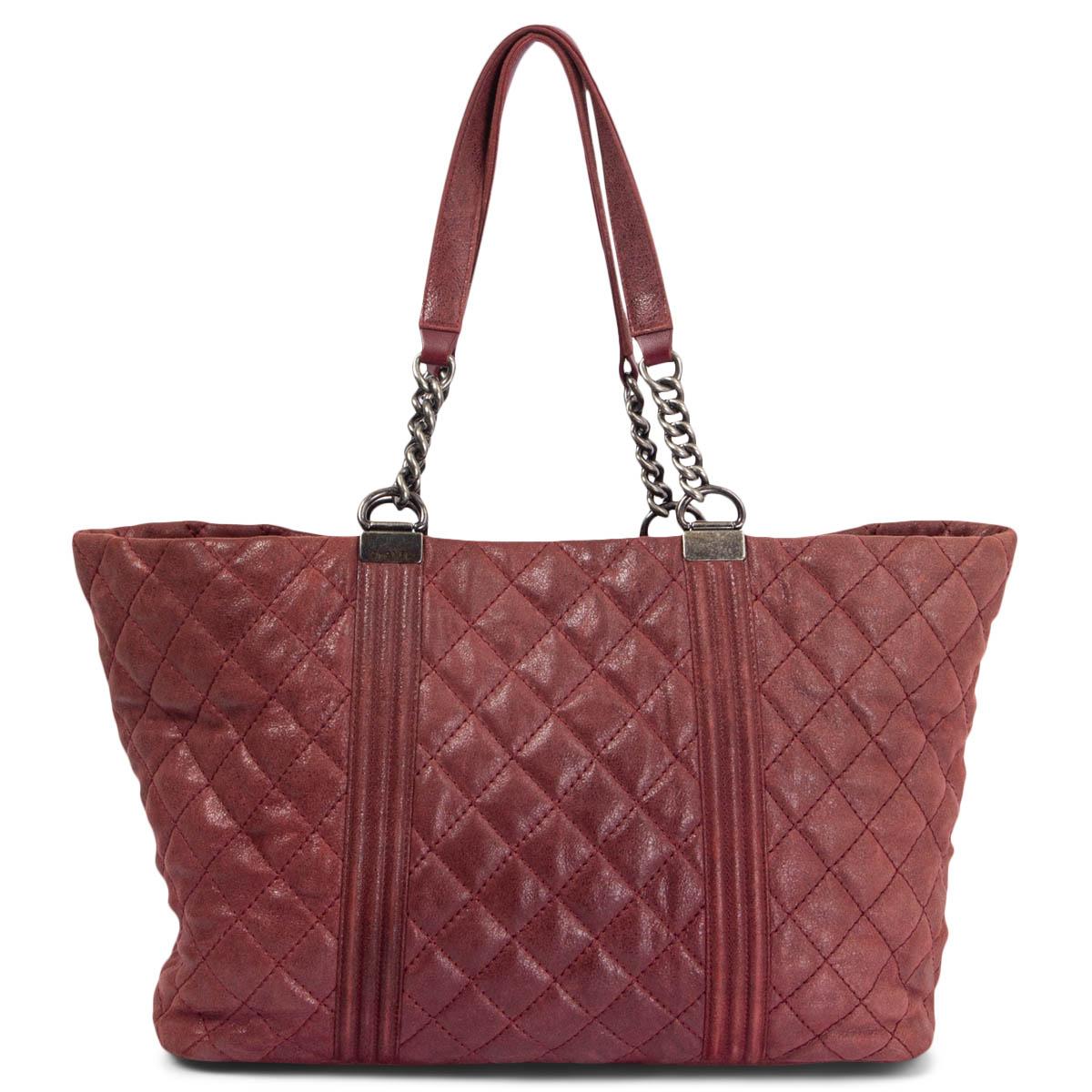 Women's CHANEL burgundy iridescent leather GENTLE BOY Shopping Tote Bag For Sale