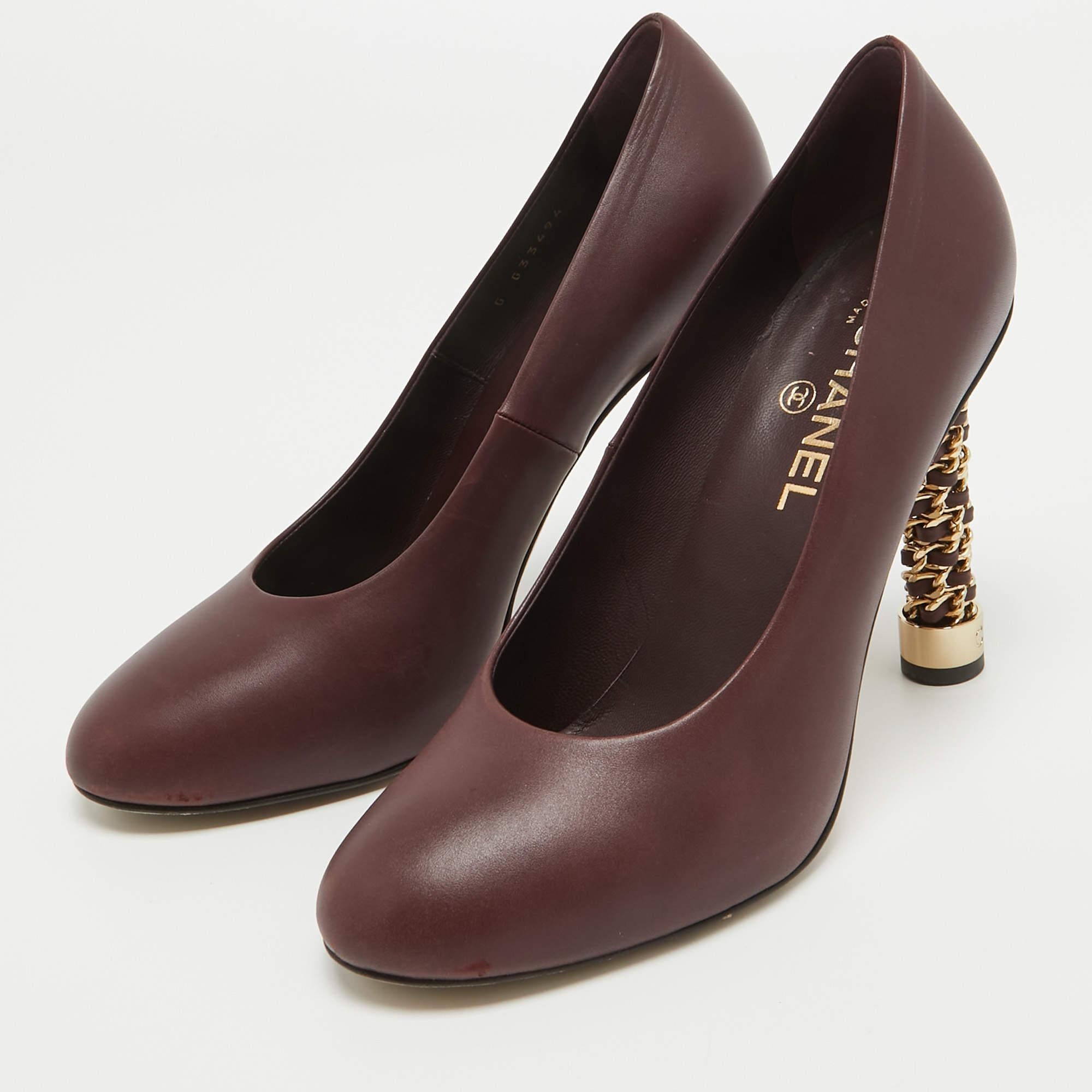 Make a chic style statement with these designer pumps. They showcase sturdy heels and durable soles, perfect for your fashionable outings!