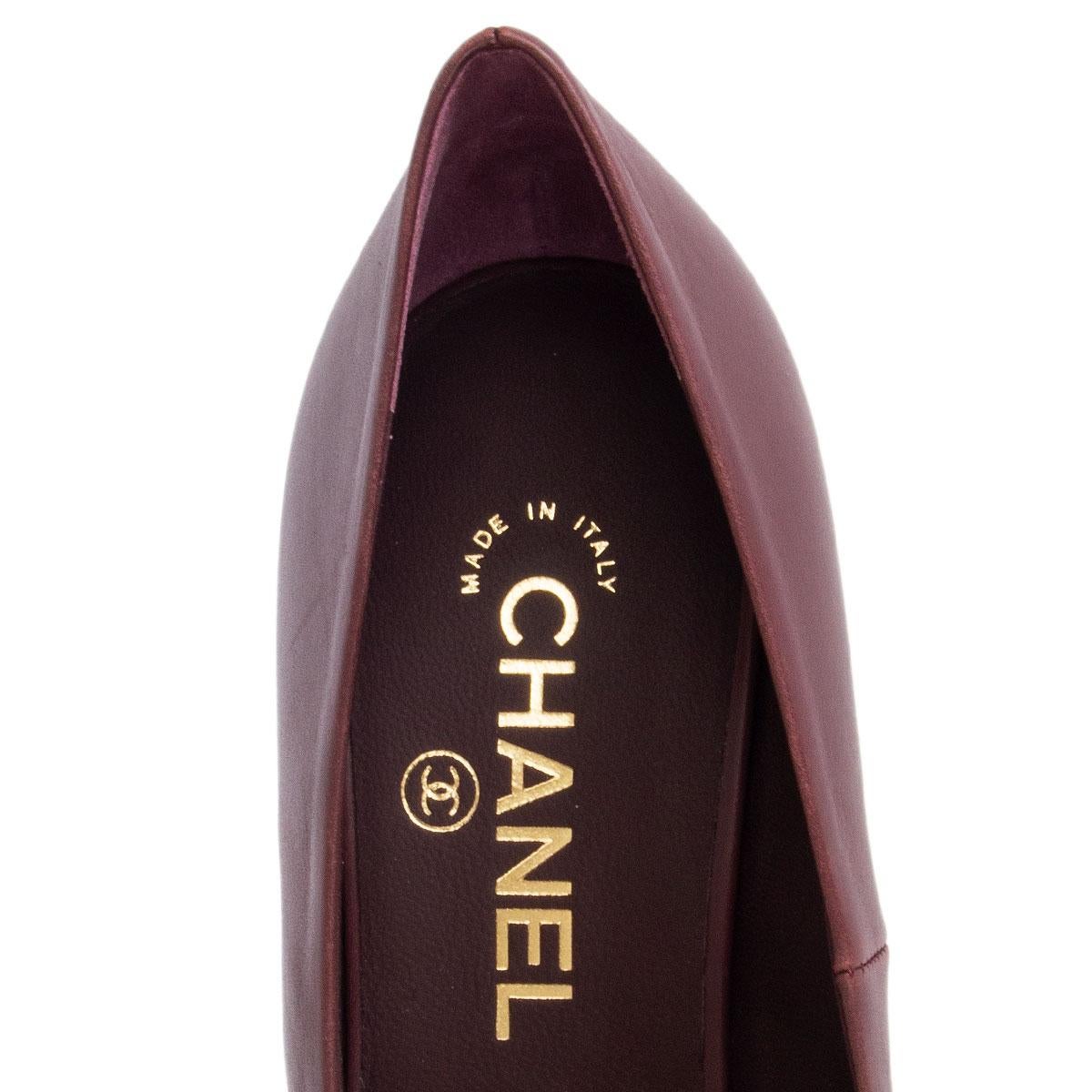 CHANEL burgundy leather CHAIN HEEL PEEP-TOE Pumps Shoes 38.5 1