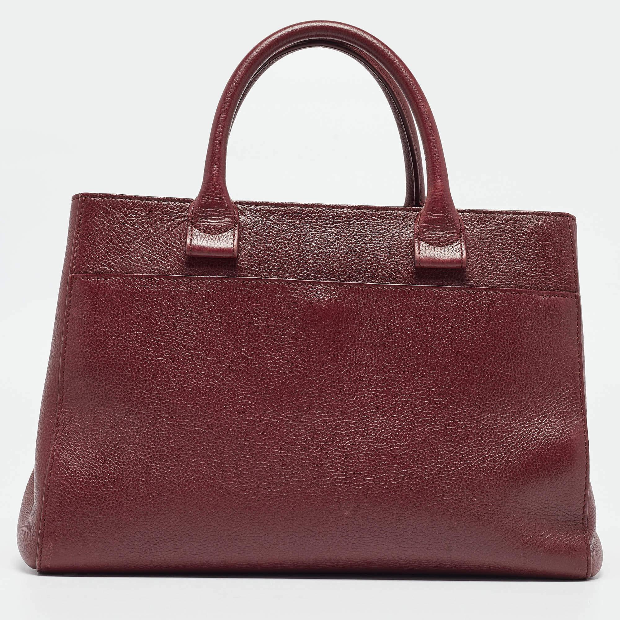 Women's Chanel Burgundy Leather Small Neo Executive Shopper Tote