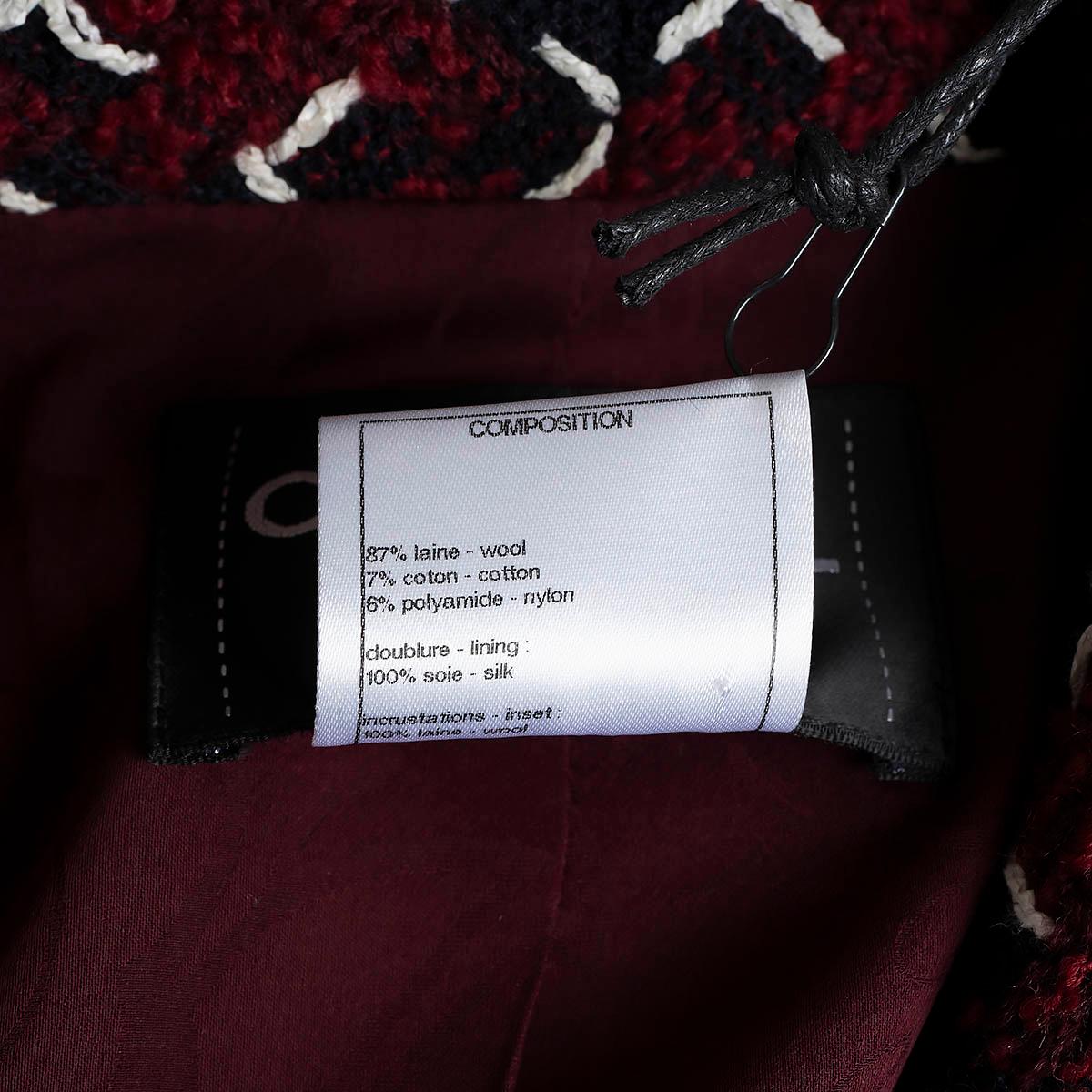 CHANEL burgundy navy black wool 2015 15K HOUNDSTOOTH Tweed Jacket 40 M For Sale 5