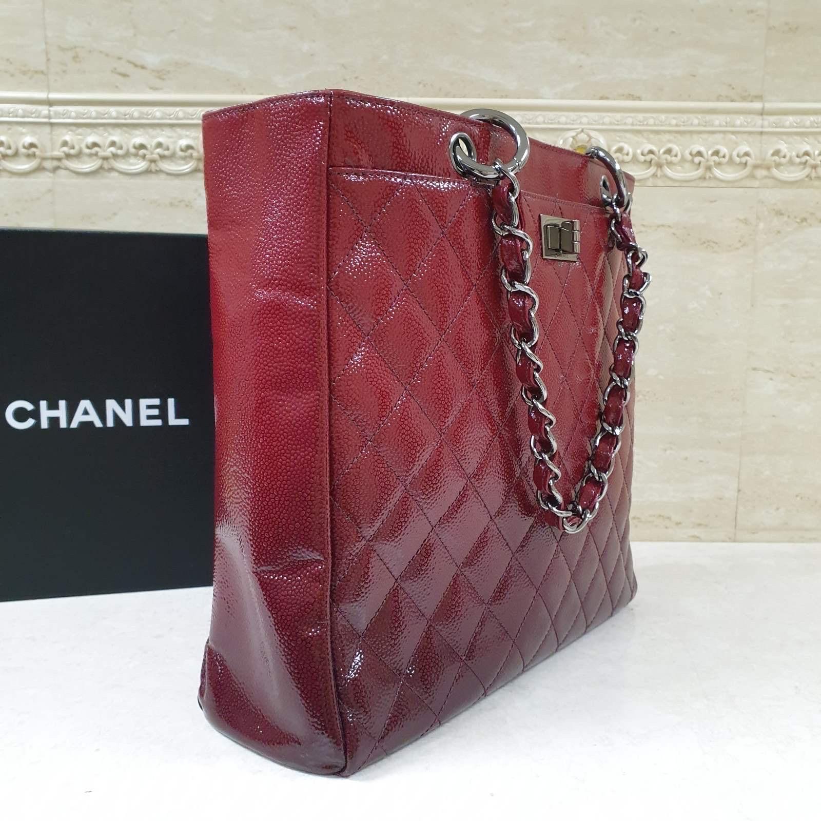 Chanel Burgundy Ombré Quilted Patent Grained Leather 2.55 Reissue Bag 6