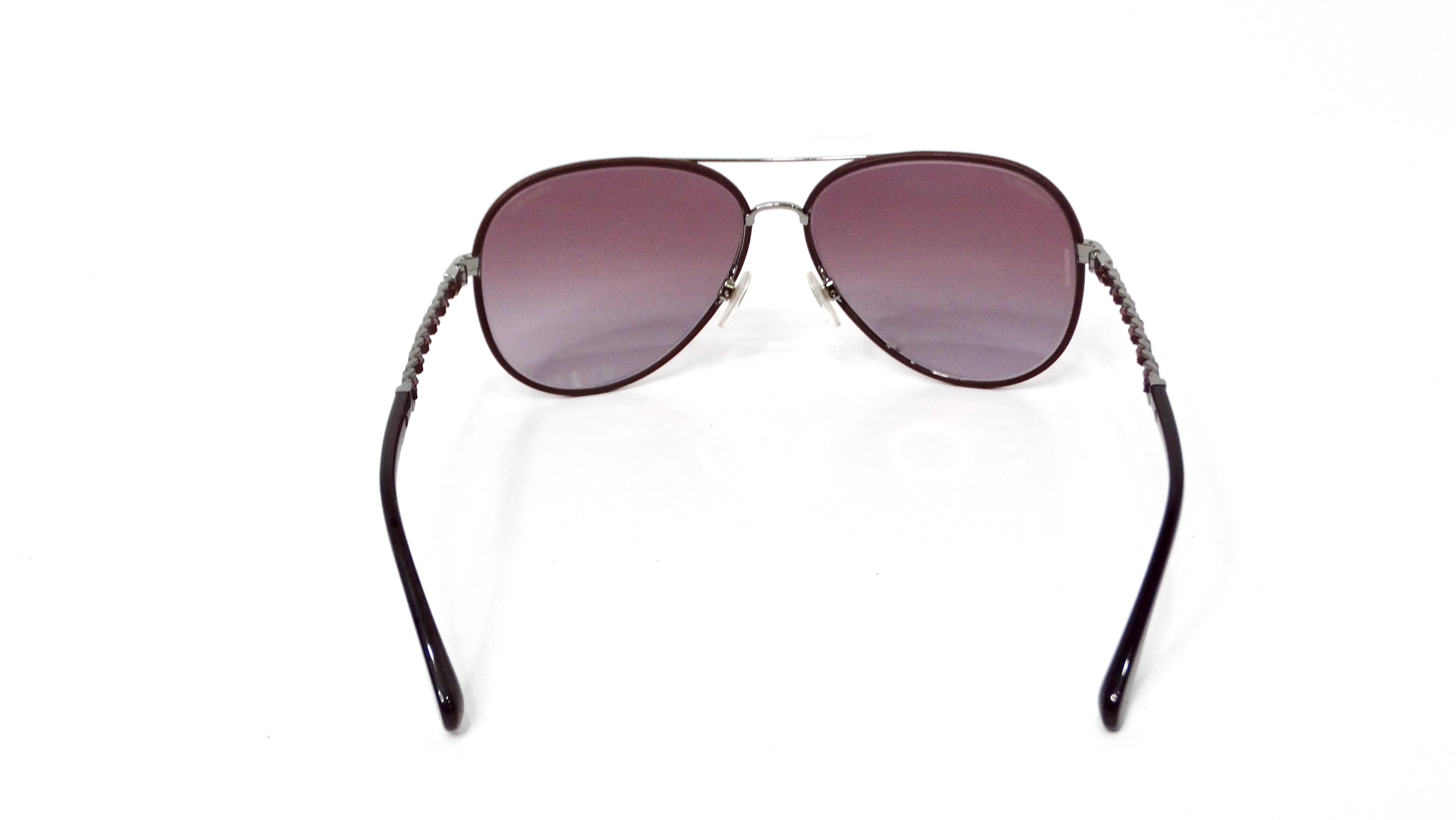 Women's Chanel Burgundy Pilot Aviator Sunglasses With Chain-Link Leather Detailing For Sale