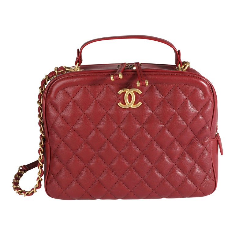 Chanel Burgundy Quilted Calfskin Leather Medium Vanity Case For Sale at  1stDibs