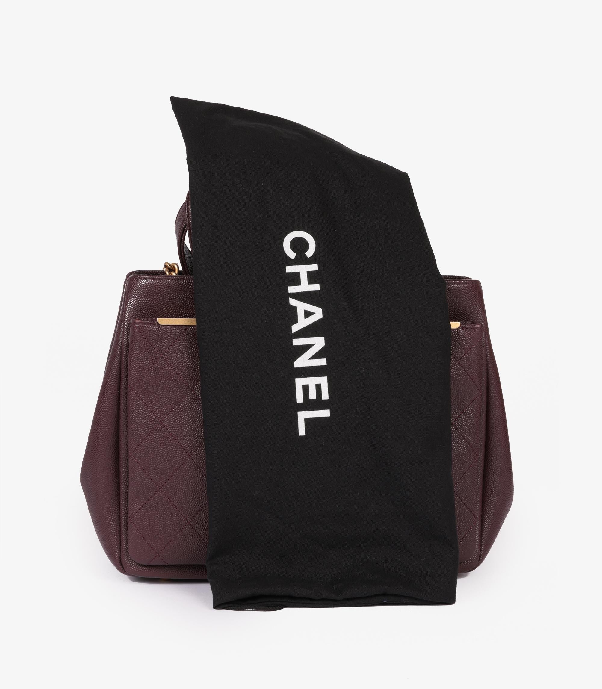 Chanel Fourre-tout porté épaule bordeaux matelassé en cuir caviar avec cadre Business Affinity en vente 5