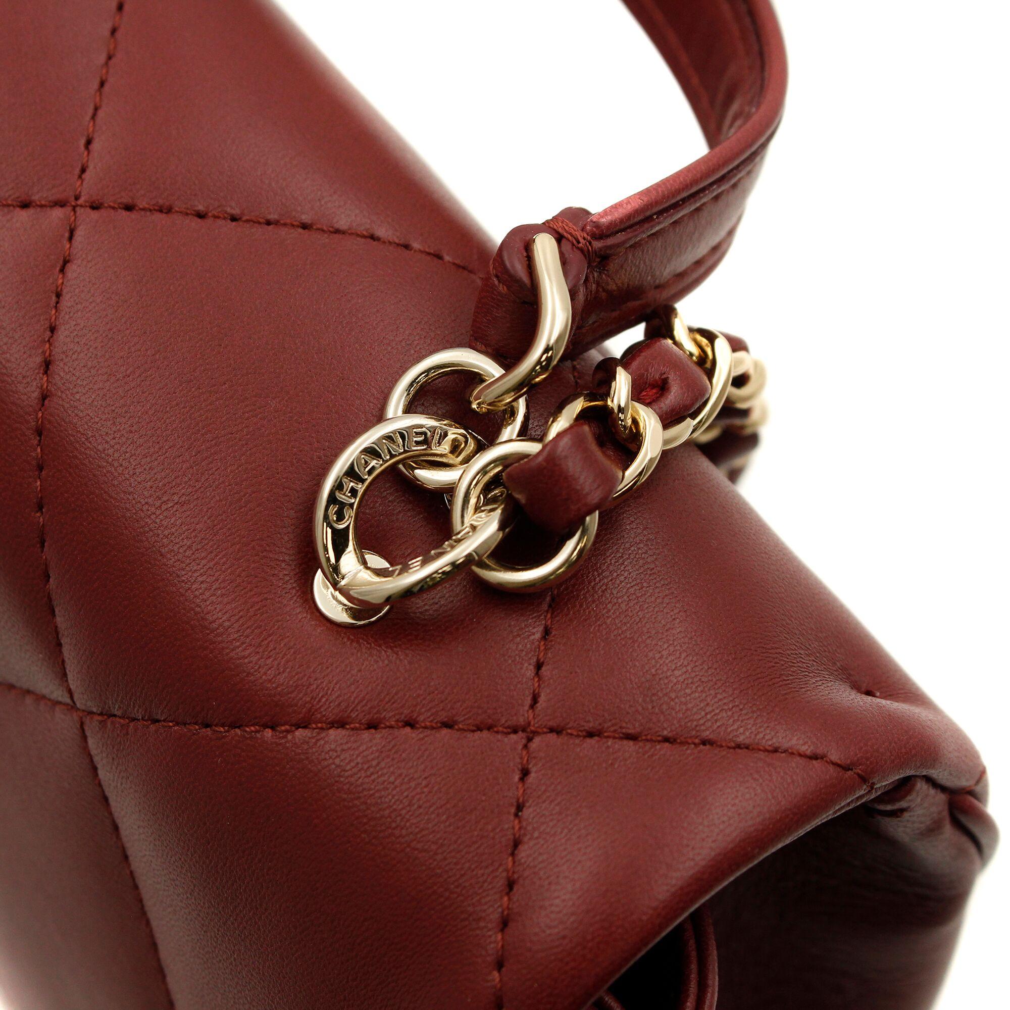 Women's Chanel Burgundy Quilted Lambskin Gold Tone Metal Medium Flap Bag