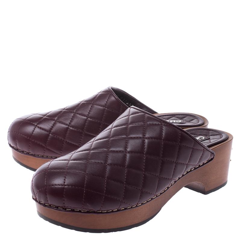 chanel clogs 2018