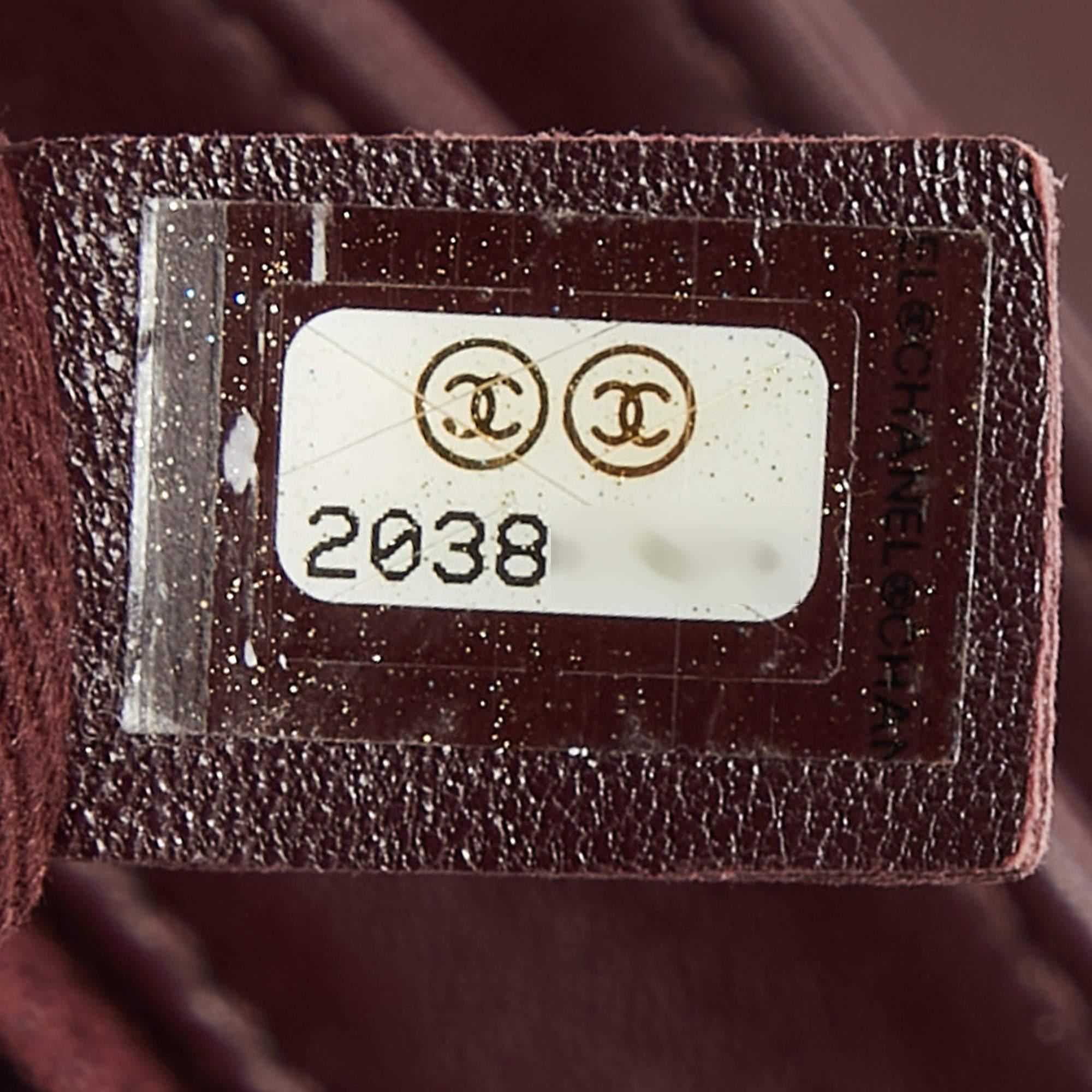 Chanel Burgunderrot Gestepptes Leder Soft Elegance Flap Tasche 11