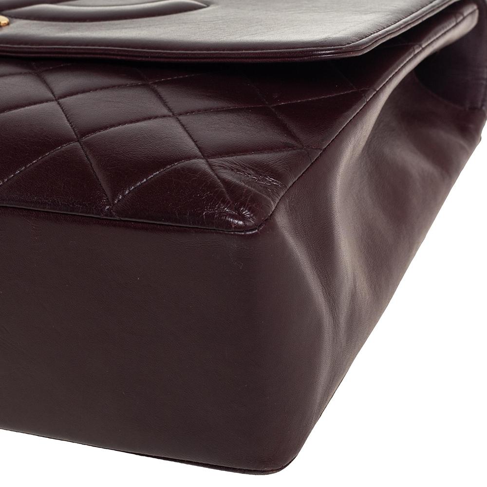 Chanel Burgundy Quilted Leather Vintage CC Flap Bag In Fair Condition In Dubai, Al Qouz 2