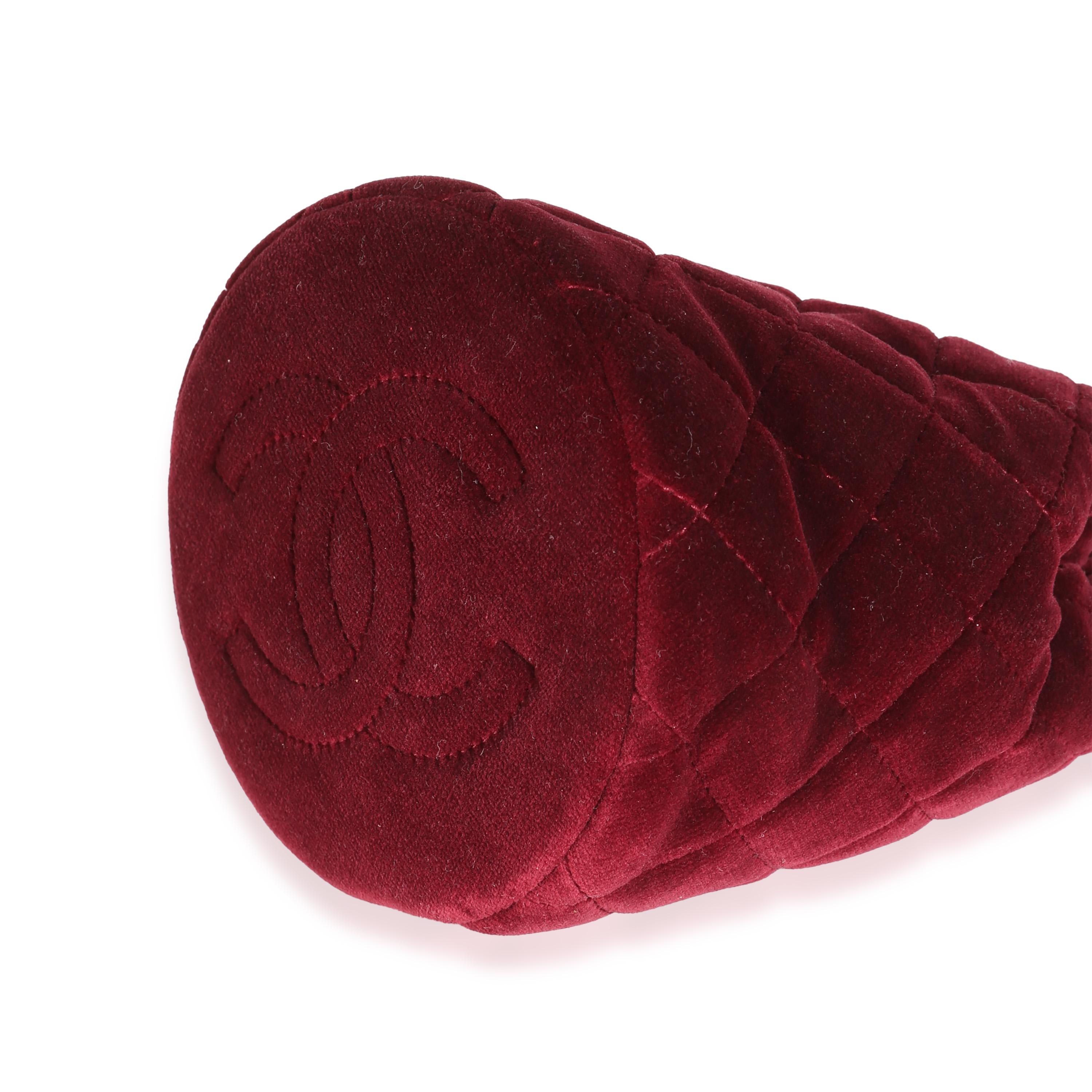 Women's Chanel Burgundy Quilted Velvet CC Pearl Crush Bucket Bag For Sale