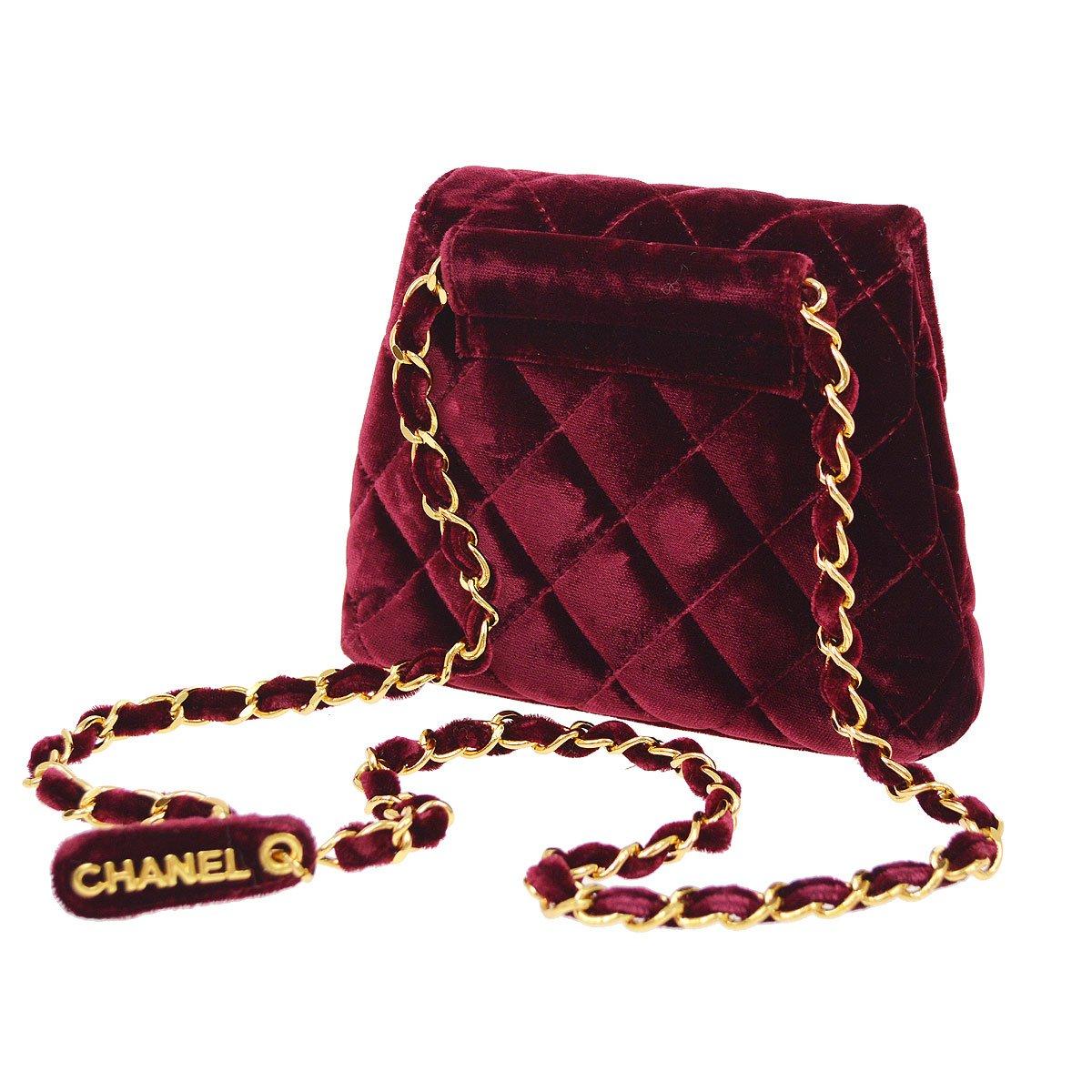 CHANEL Borsa da sera in velluto rosso borgogna con hardware placcato in oro 24 In condizioni buone in vendita a Chicago, IL
