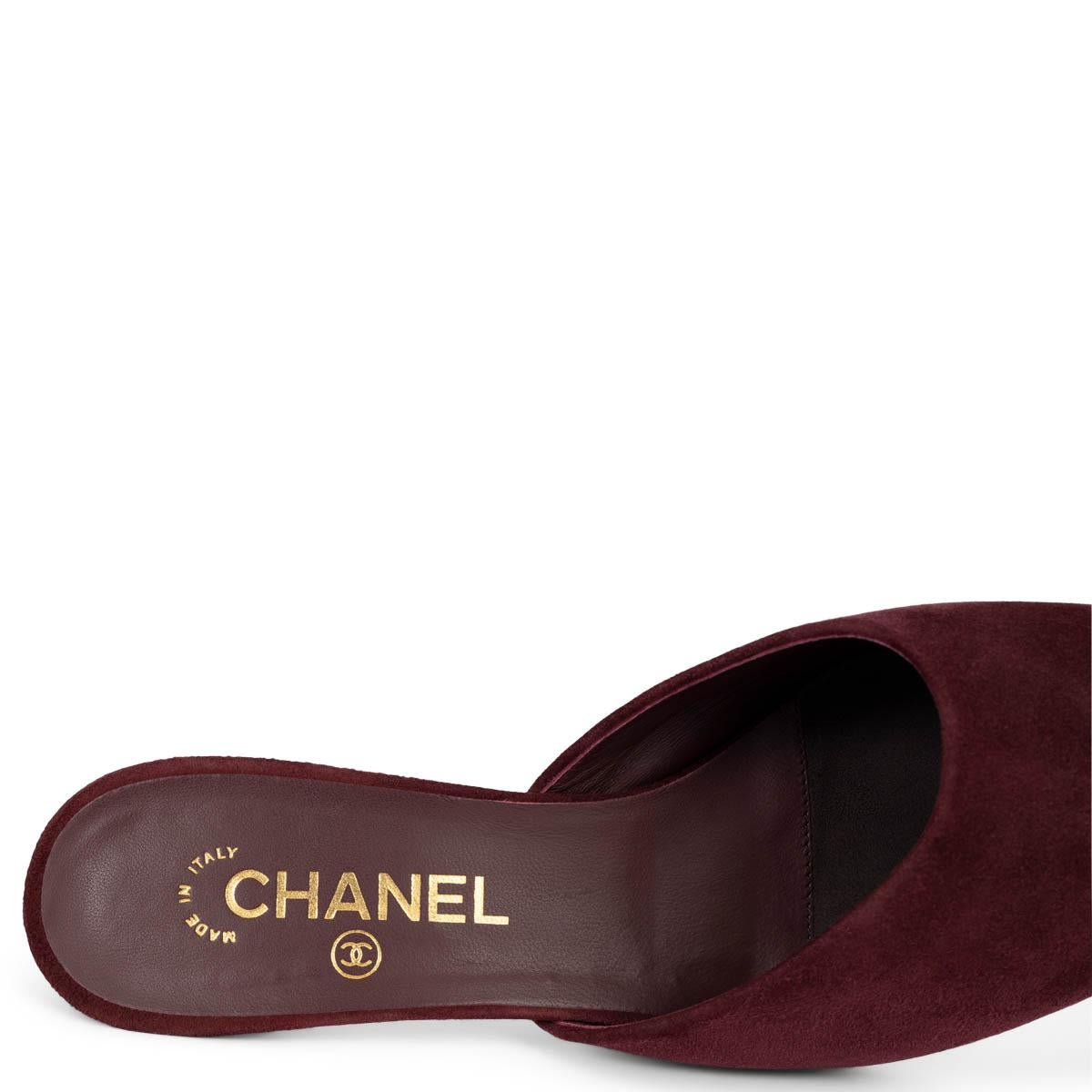 CHANEL burgundy suede 2016 16A ROME Mules Shoes 39 For Sale 3