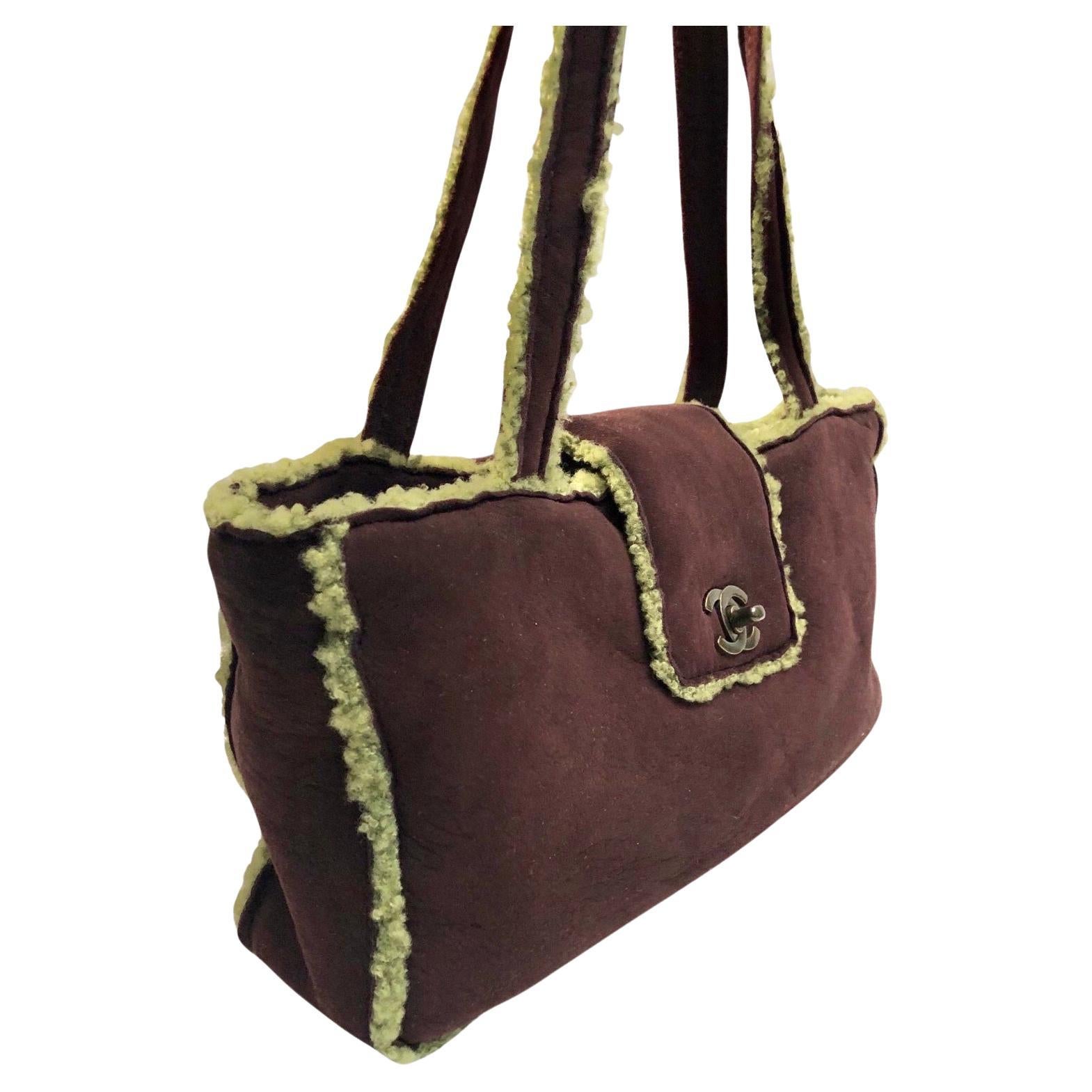Chanel burgundy suede shearling trim CC turn-lock shoulder handbag For Sale