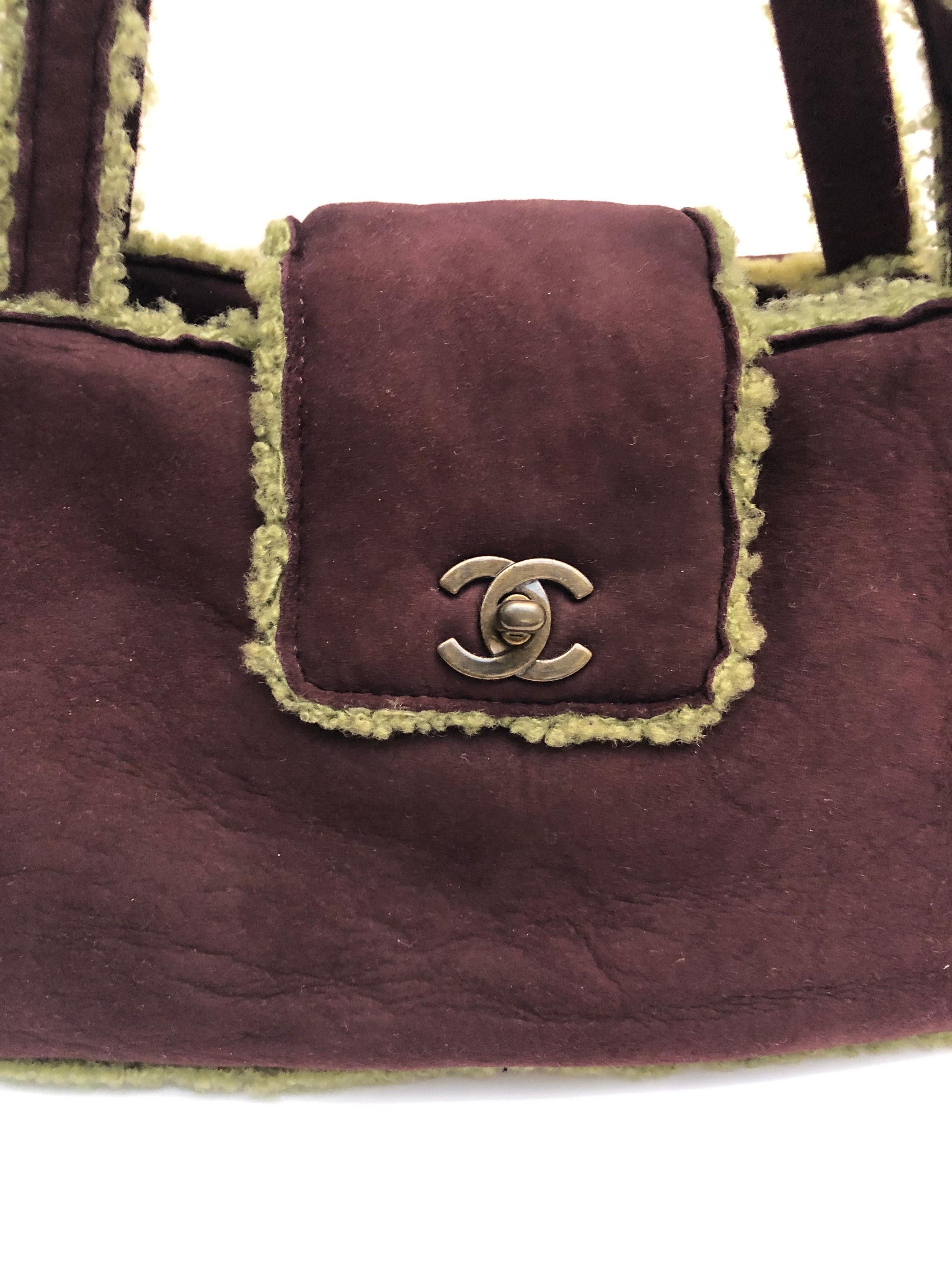 Women's or Men's Chanel Burgundy  Suede Shearling Trim CC Turnlock Shoulder Handbag For Sale