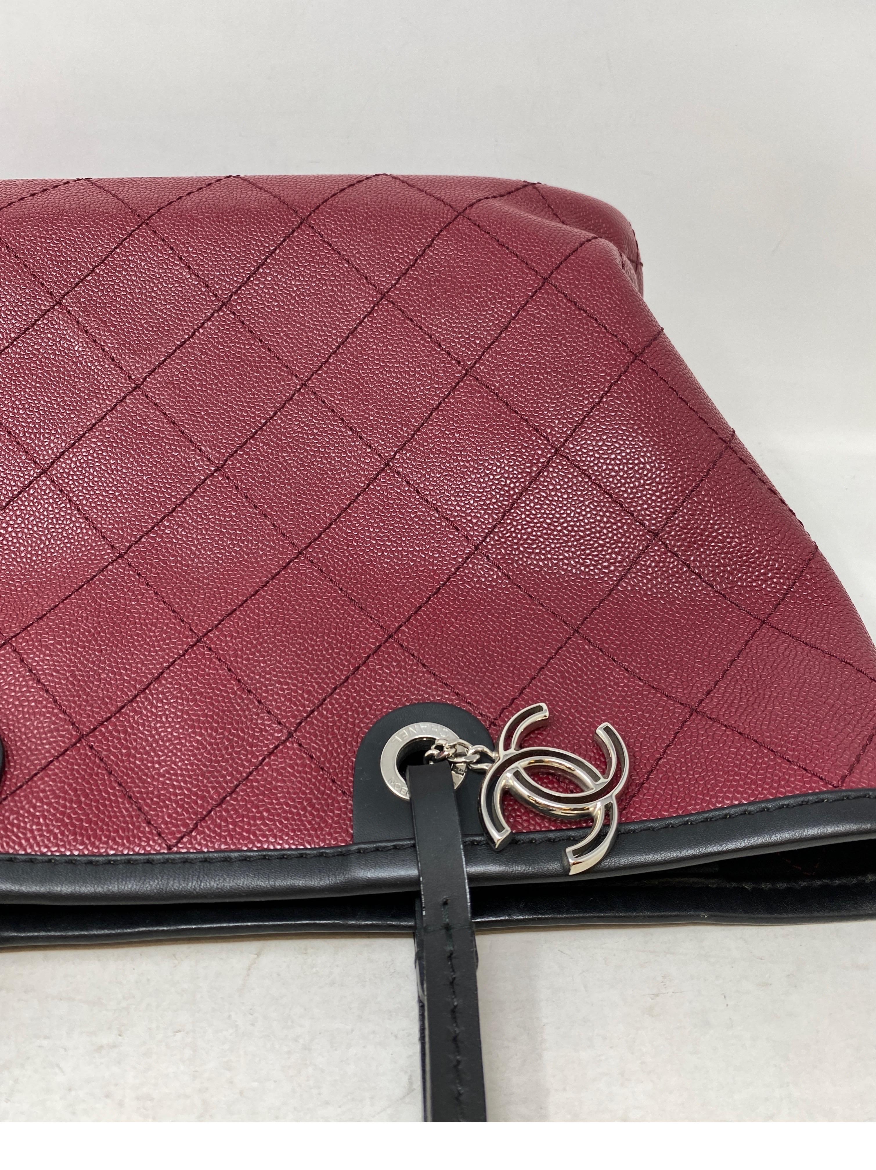 Chanel Burgundy Tote Bag  For Sale 4