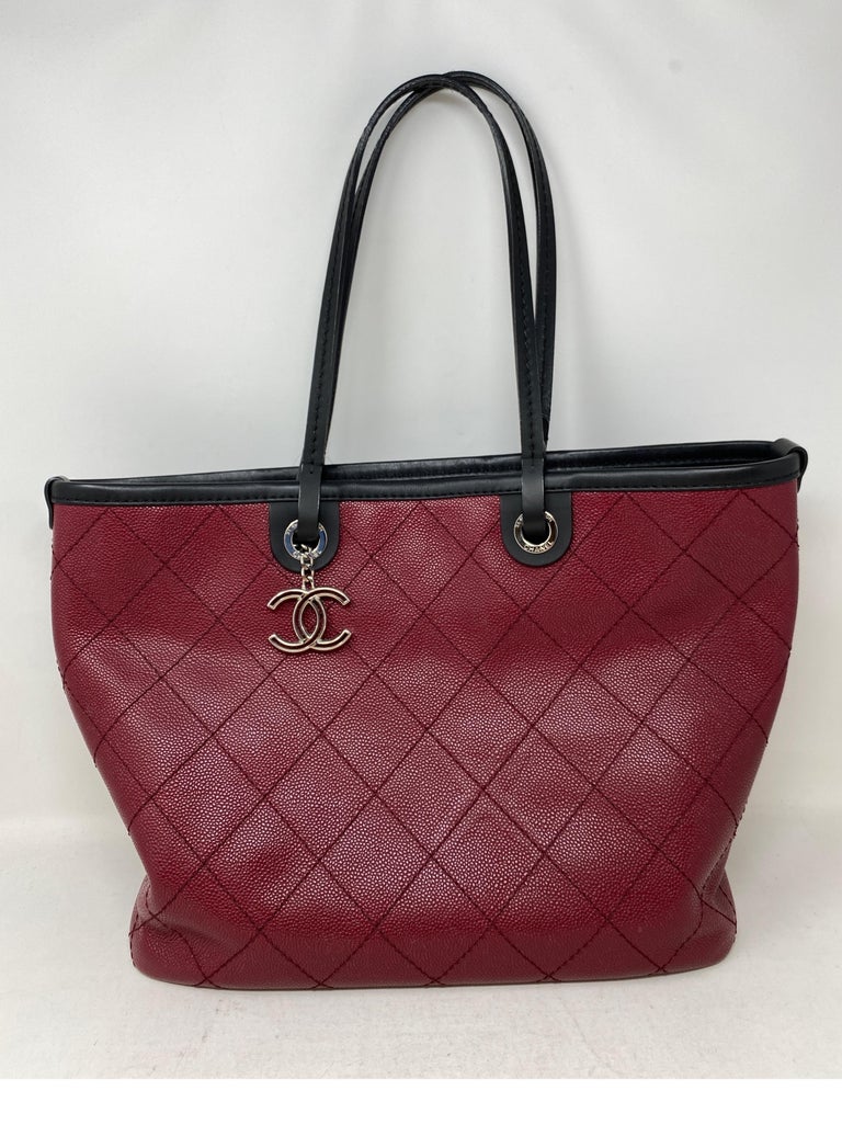 Chanel Burgundy Tote Bag For Sale at 1stDibs