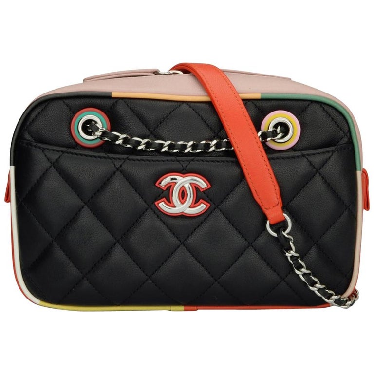 CHANEL Business Affinity Camera Case Pink Caviar with Gold Hardware