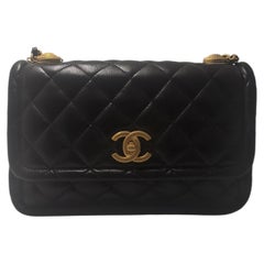 Chanel Bouton sur le dessus 2020 Sac CF en peau d'agneau noir Chaîne dorée