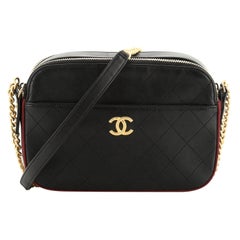 Chanel Button Up Camera Case Gestepptes Kalbsleder mit Grosgrain Small