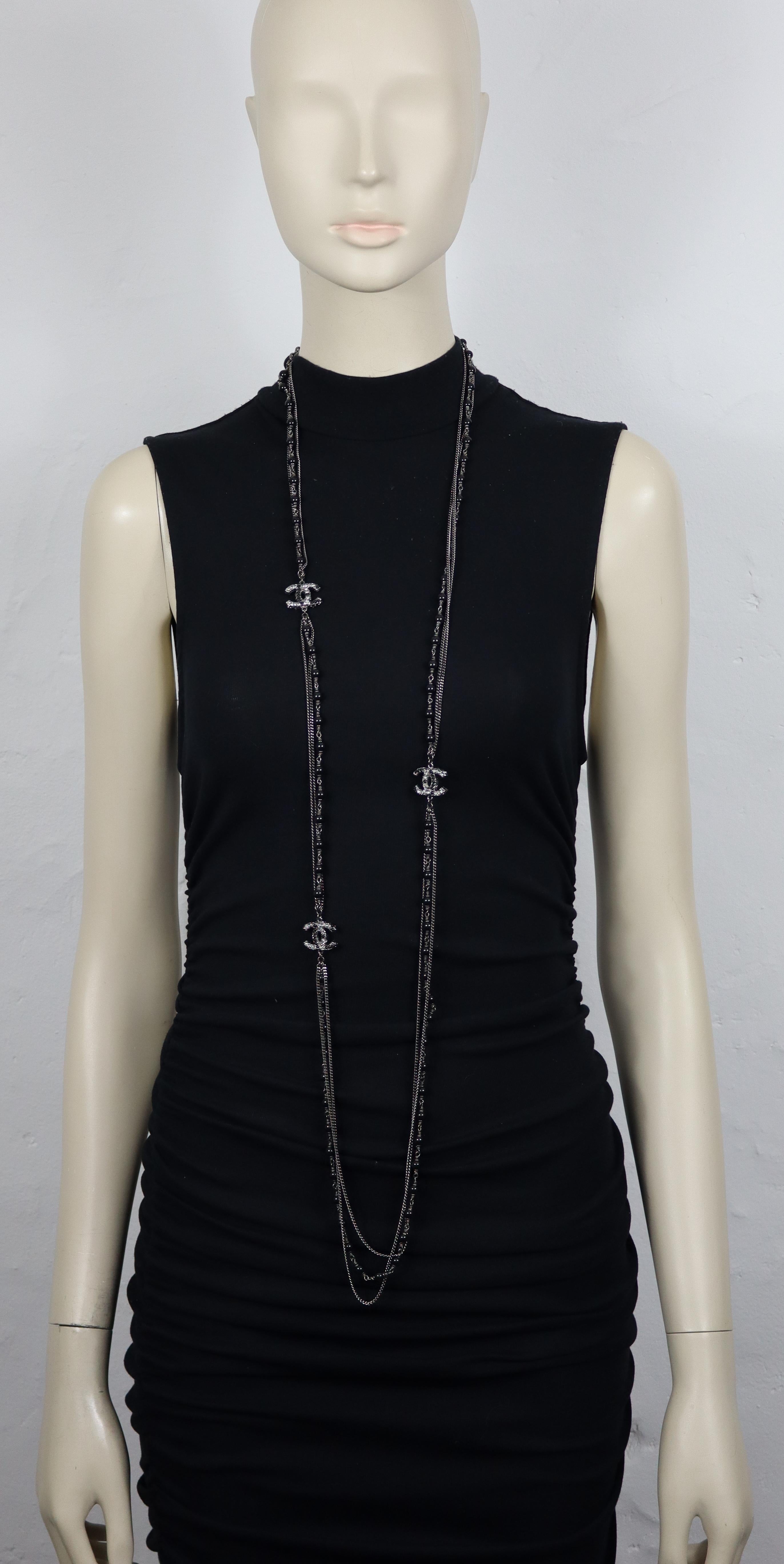 CHANEL by KARL LAGERFELD Black Bead Jewelled CC Necklace, 2010 In Excellent Condition For Sale In Nice, FR