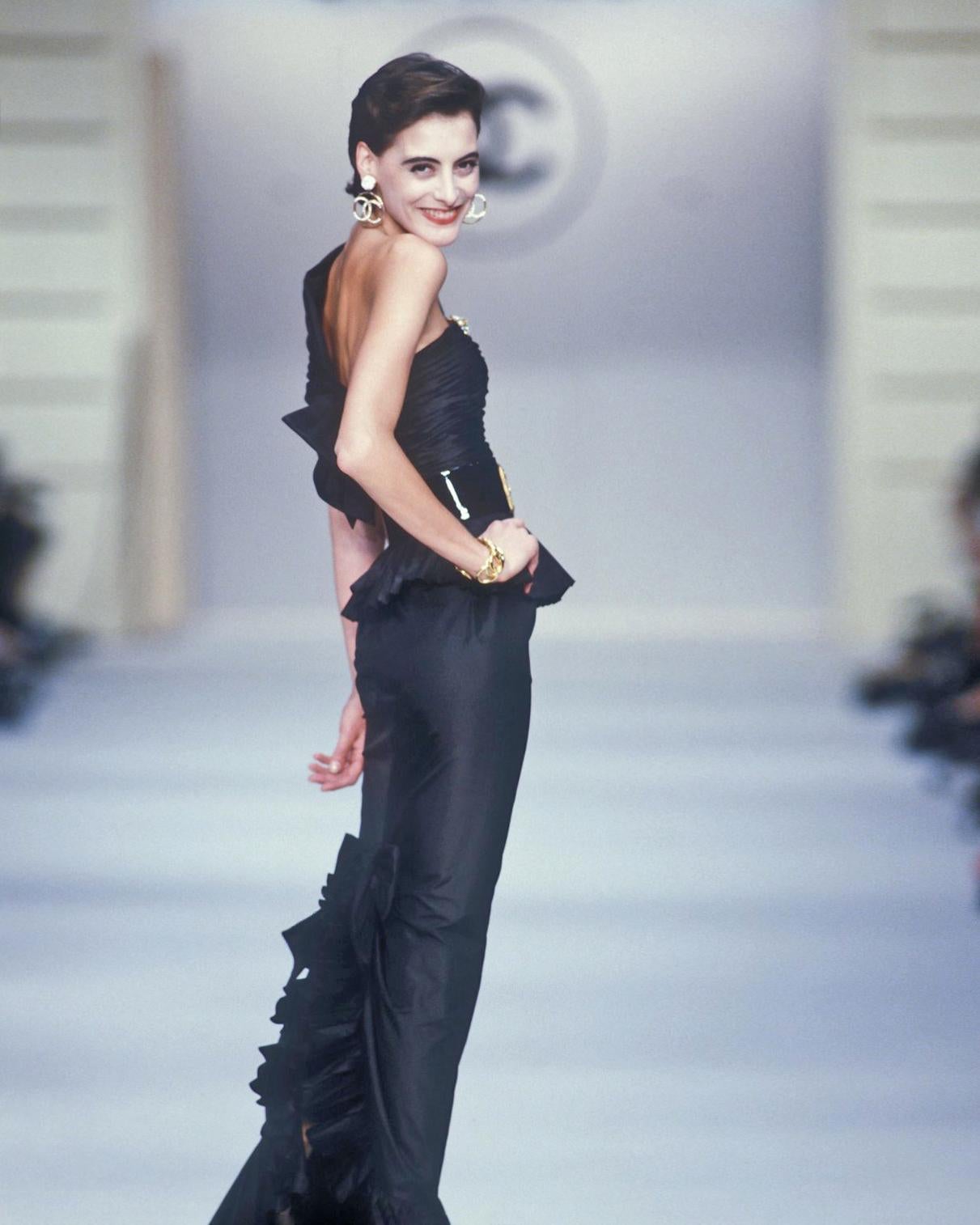Chanel by Karl Lagerfeld black silk taffeta evening dress, ss 1986 For Sale 7