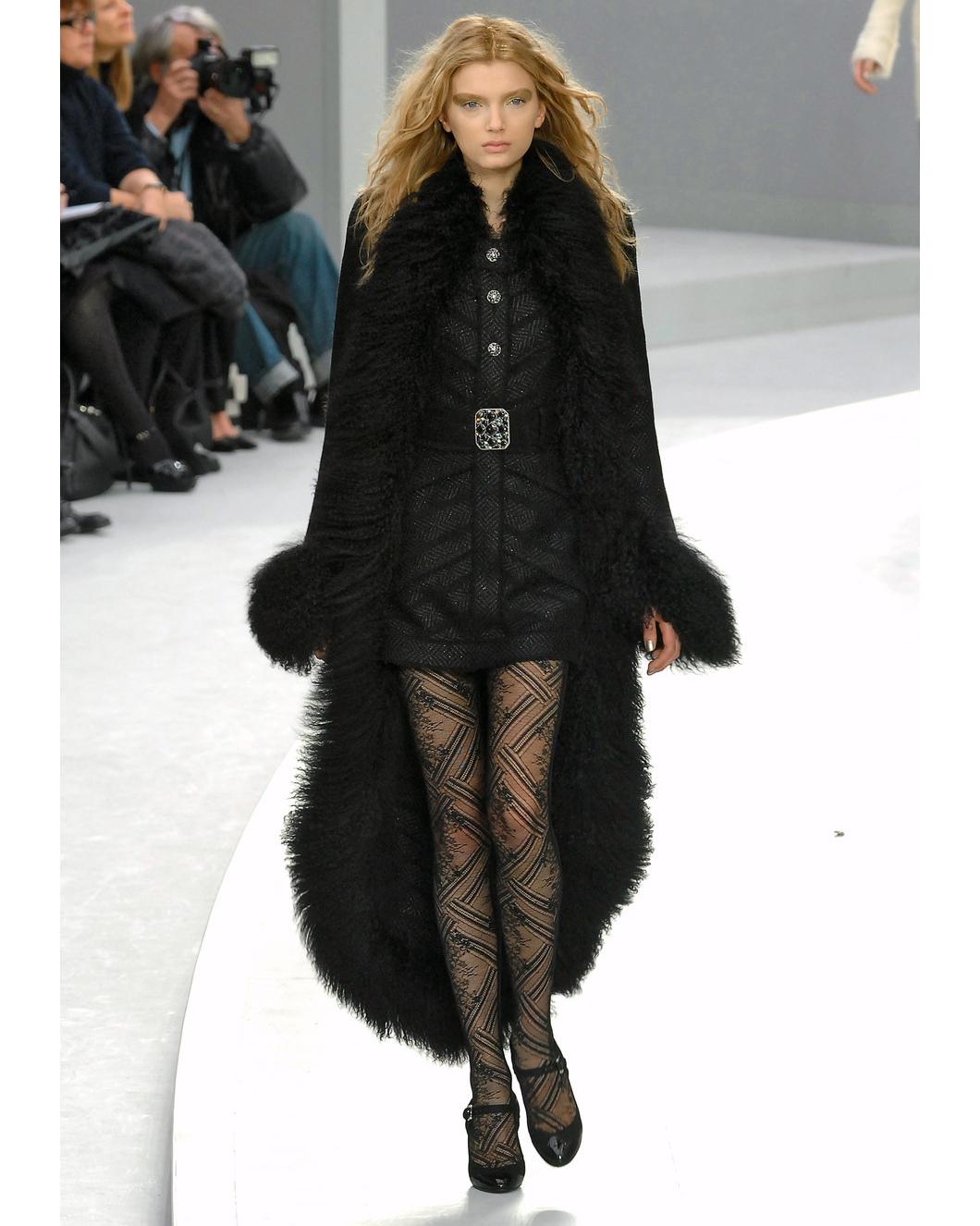 Chanel by Karl Lagerfeld Schwarzer Mantel aus Tweed und mongolischer Lammwolle:: fw 2008 Damen
