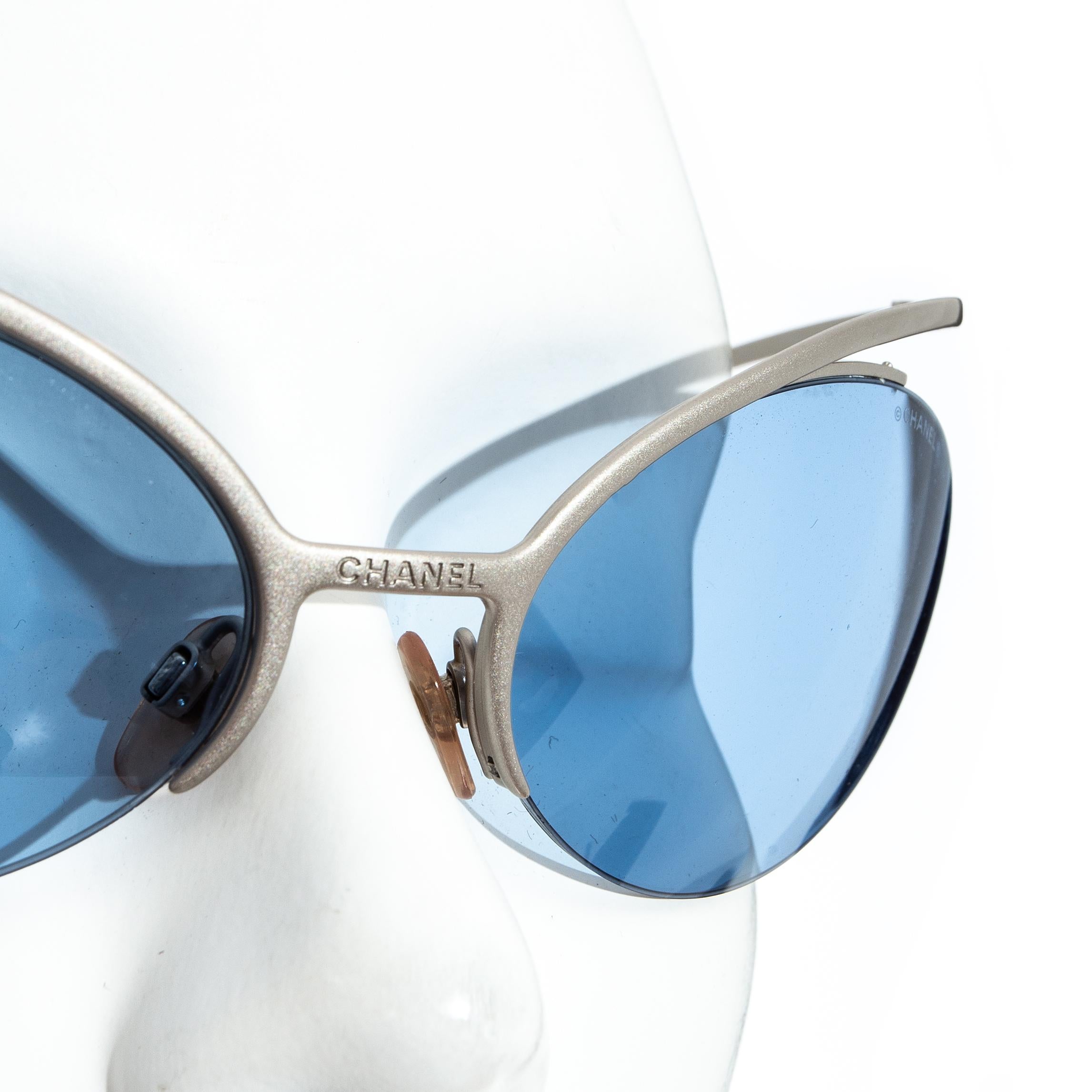 chanel sonnenbrille mit strasssteinen