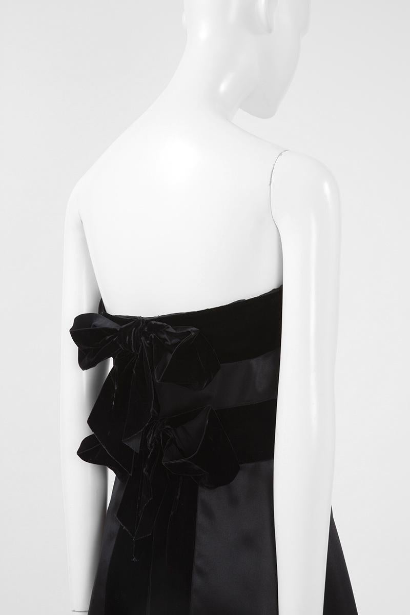 Chanel By Karl Lagerfeld Bows-Embellished Gown For Sale 1