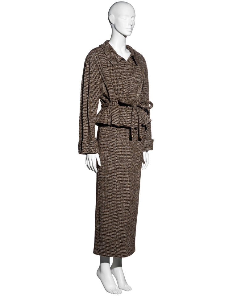 Tailleur jupe longue plissée en tweed marron Chanel by Karl Lagerfeld, A/H  1998 En vente sur 1stDibs