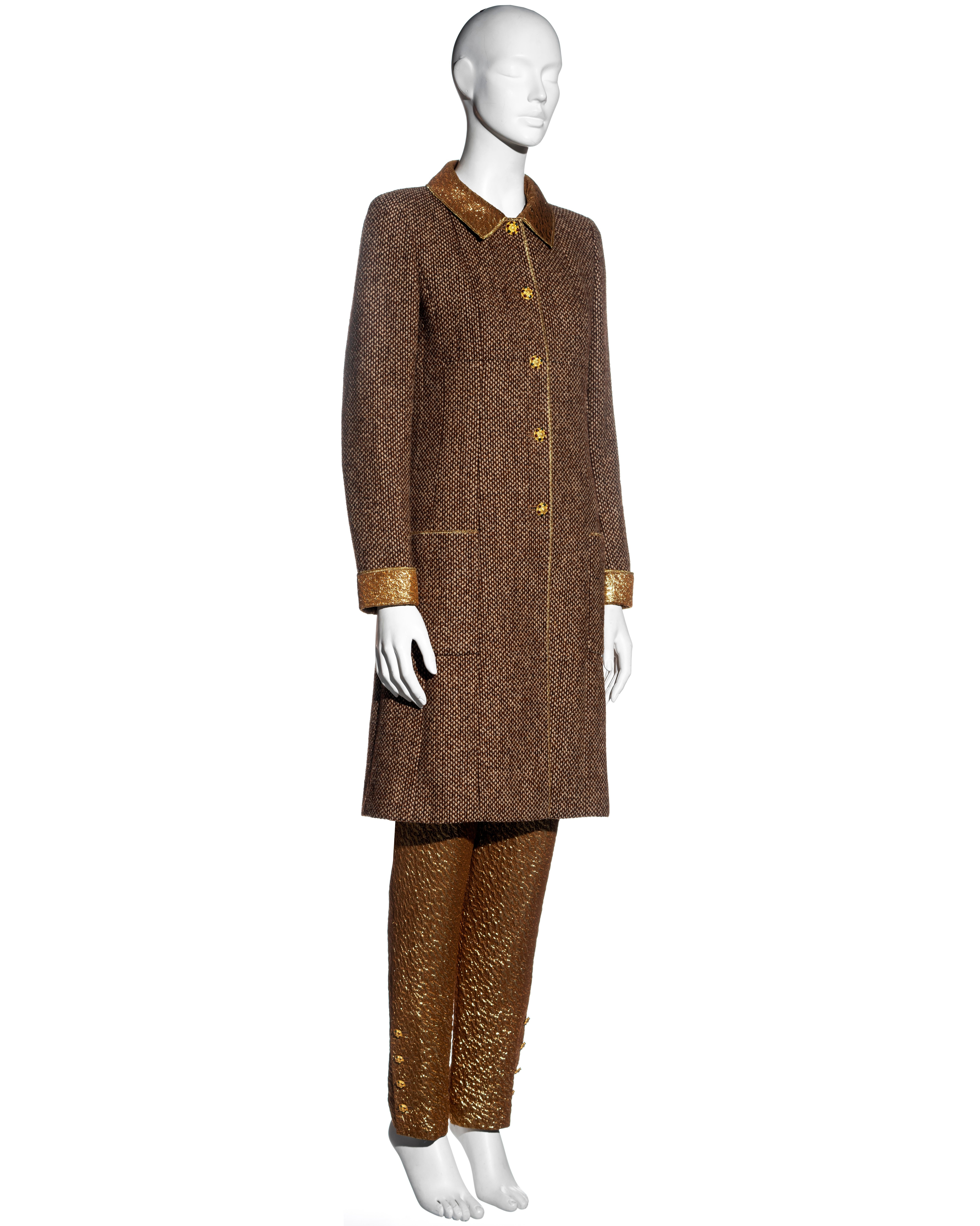 Marron Costume 3 pièces en laine marron et lurex de soie dorée Chanel by Karl Lagerfeld, automne-hiver 1996 en vente