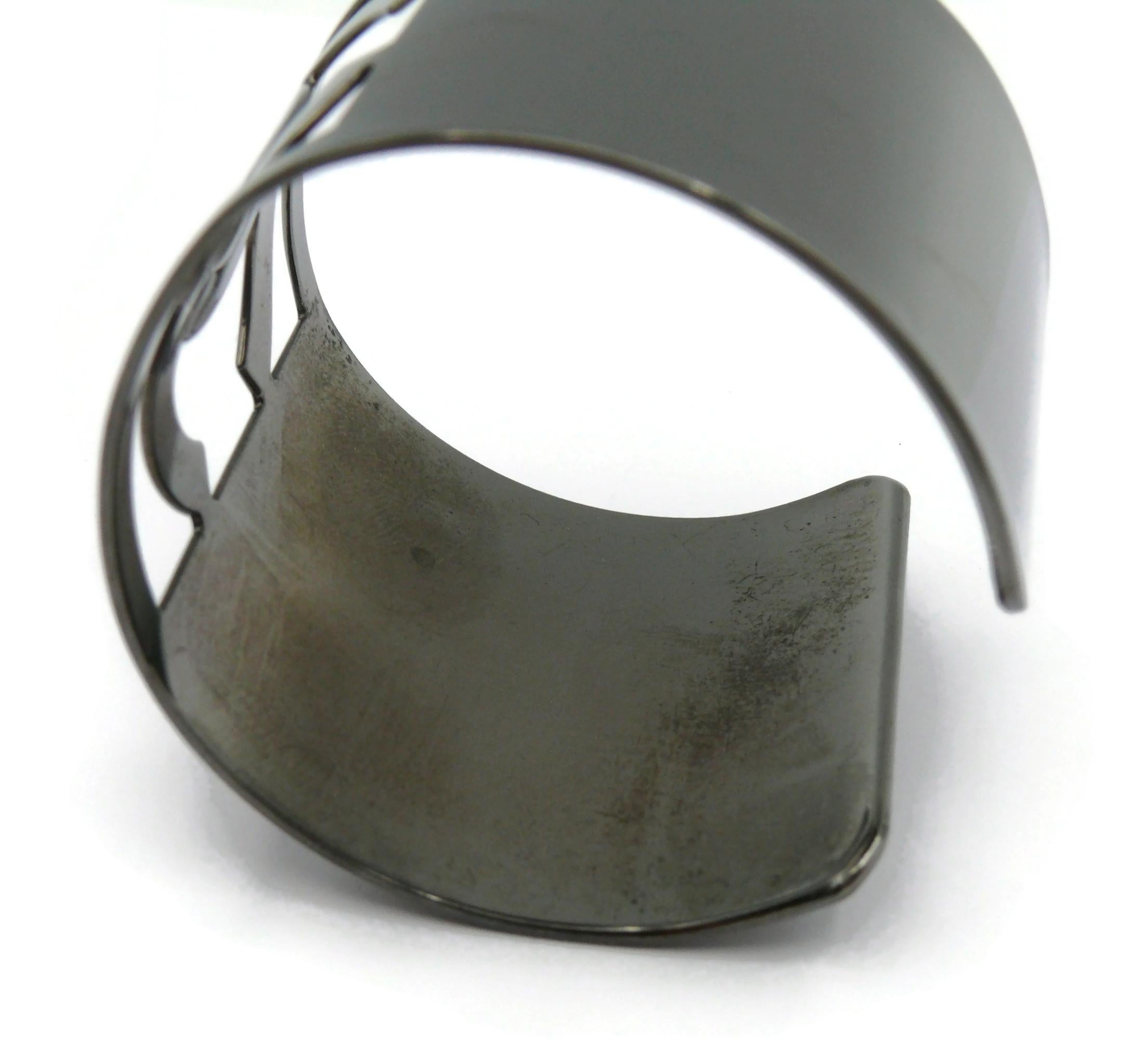CHANEL by KARL LAGERFELD Cut-Out CC Logo Ruthenium Cuff Bracelet, Autumn 2006 For Sale 4