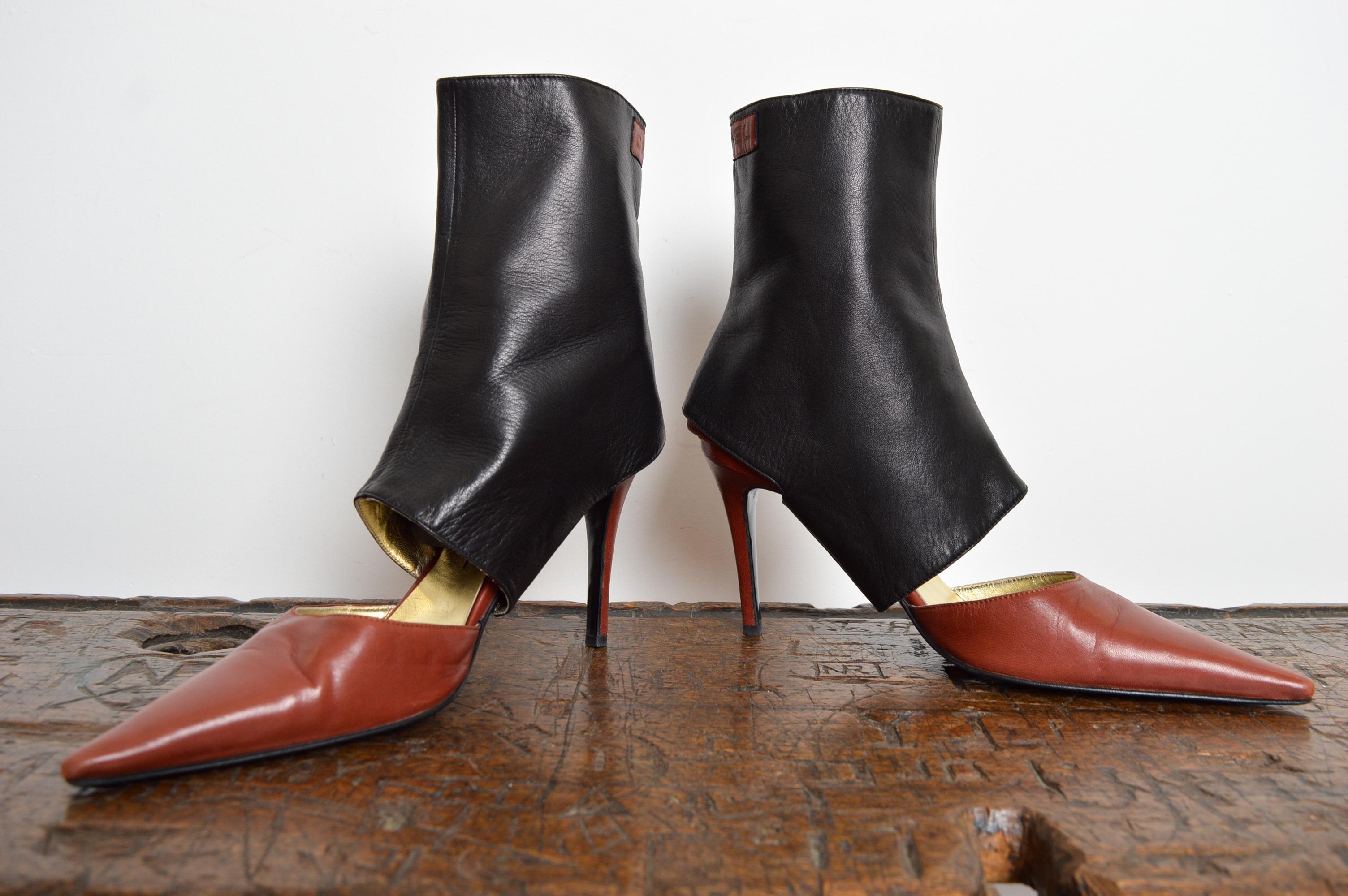 CHANEL by Karl Lagerfeld extremely rare Black Red Motorcycle Pointed Court Shoes For Sale 3