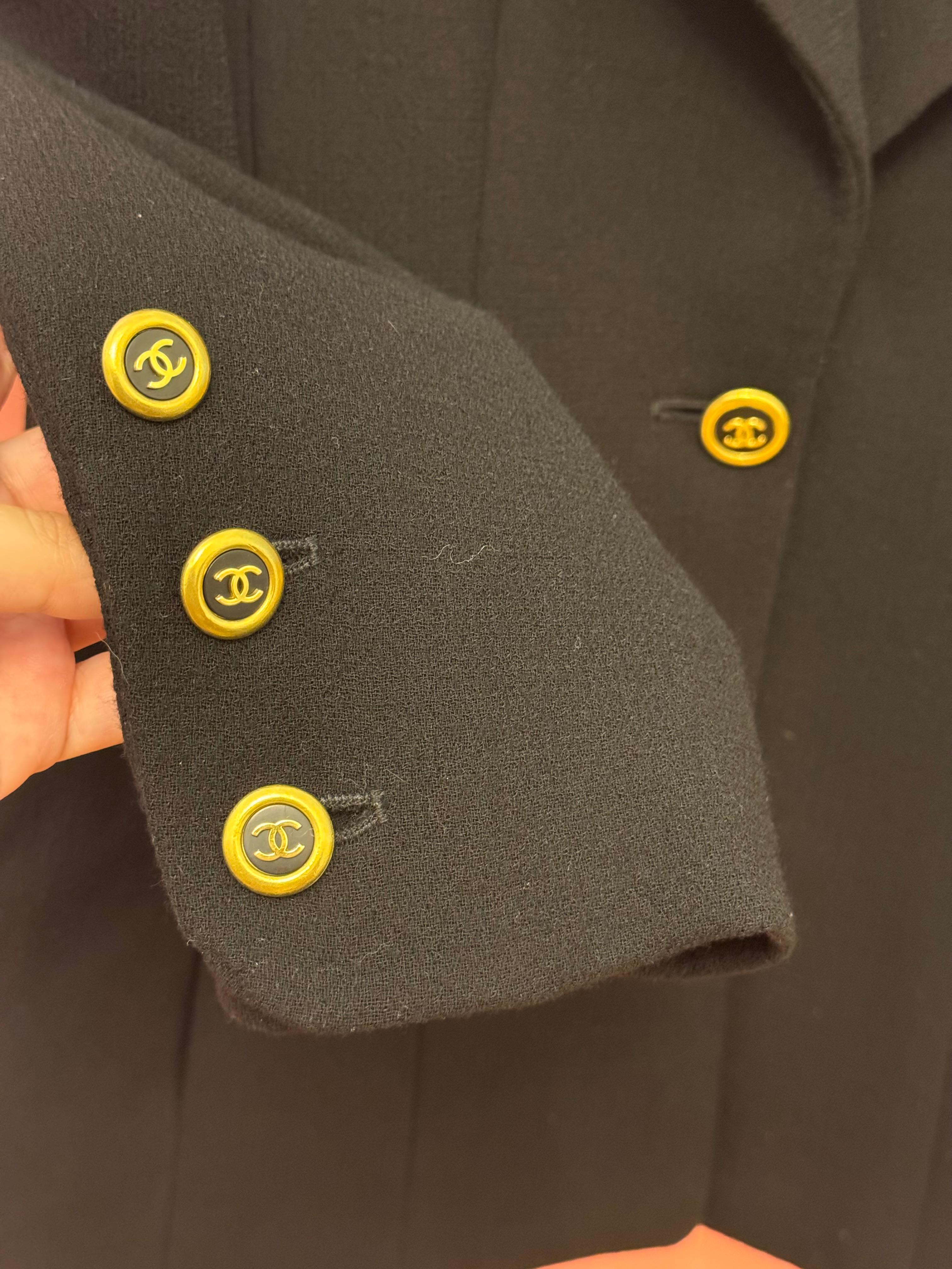Chanel by Karl Lagerfeld F/W 1994 black jacket logo buttons For Sale 5
