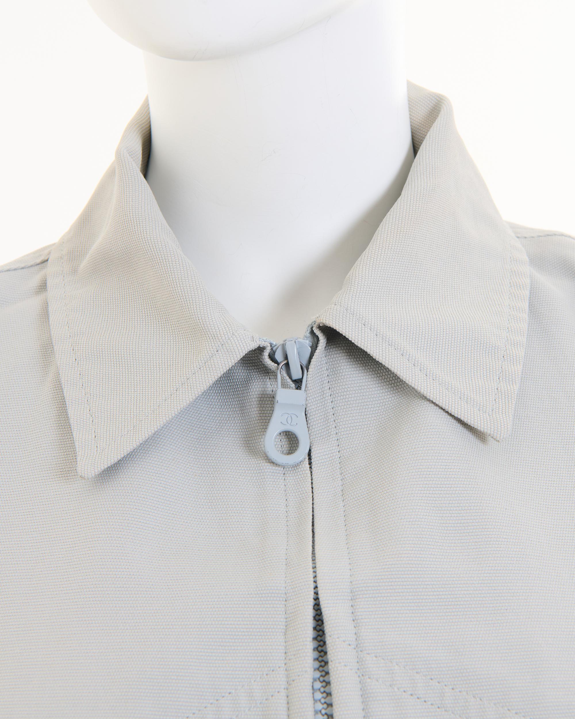 Chanel by Karl Lagerfeld F/W 2001 Dove gray and white zip-up sport jacket  For Sale 2