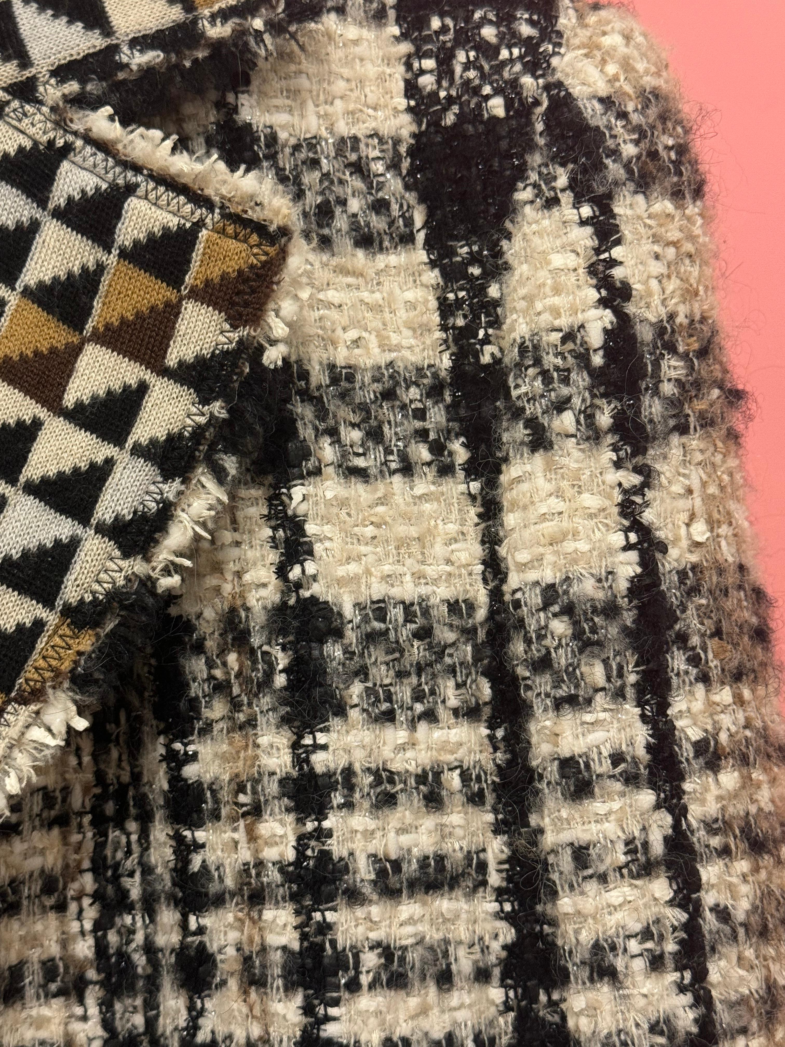Chanel by Karl Lagerfeld F/W 2004 runway fantasy tweed jacket For Sale 12