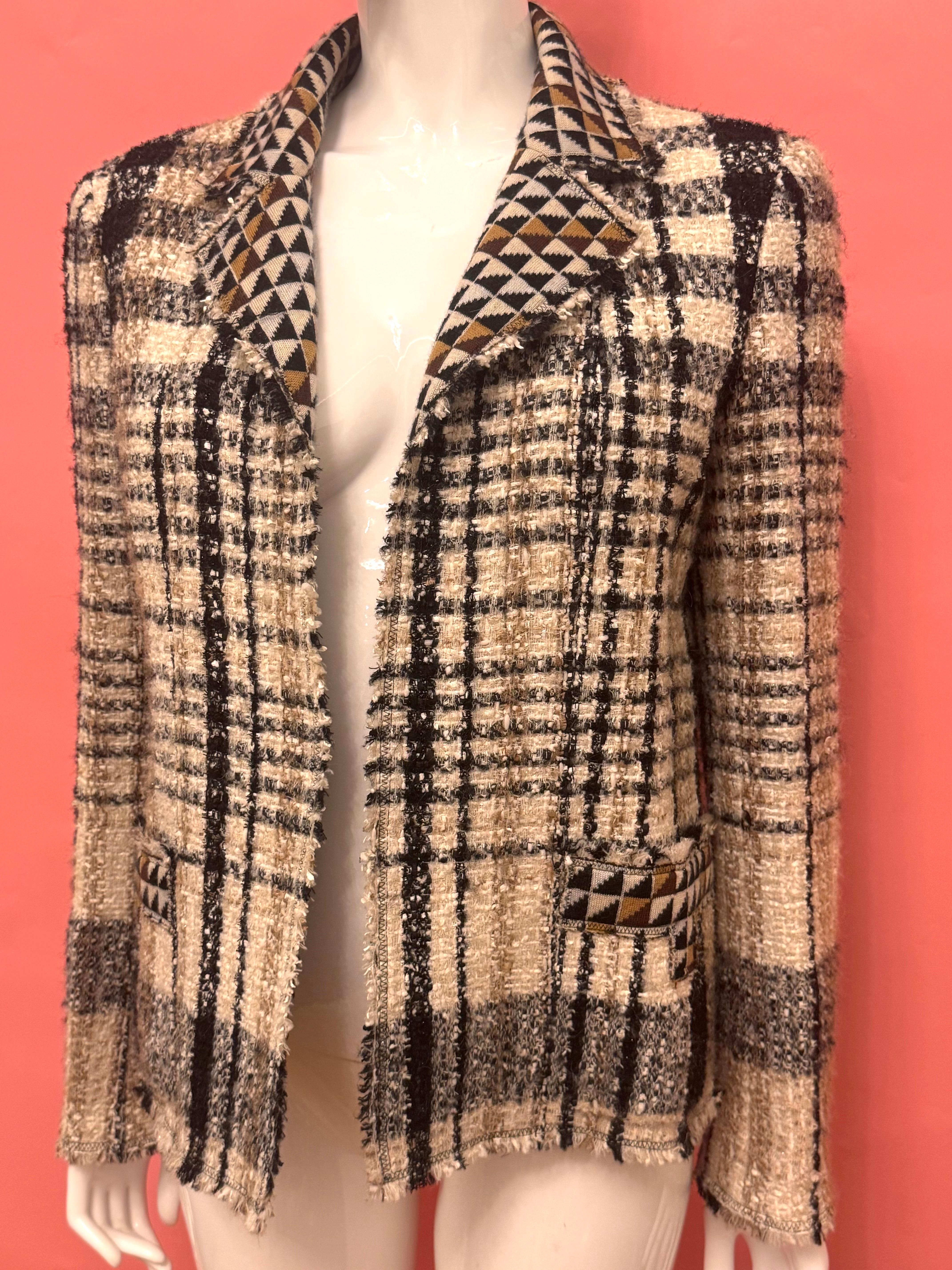 Chanel by Karl Lagerfeld F/W 2004 runway fantasy tweed jacket For Sale 2