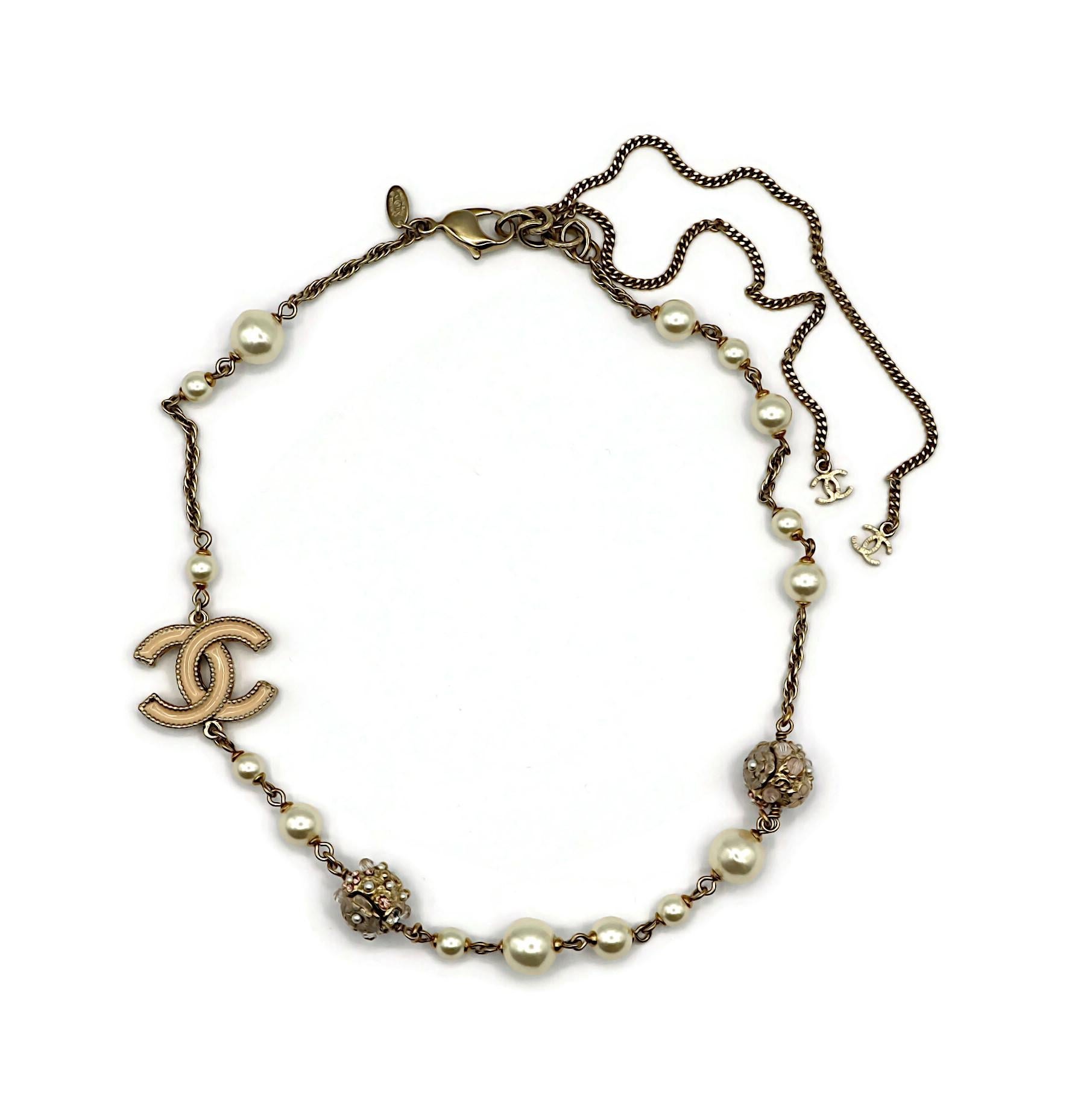 CHANEL by KARL LAGERFELD Faux Pearl CC Logo Necklace, 2011 In Excellent Condition In Nice, FR
