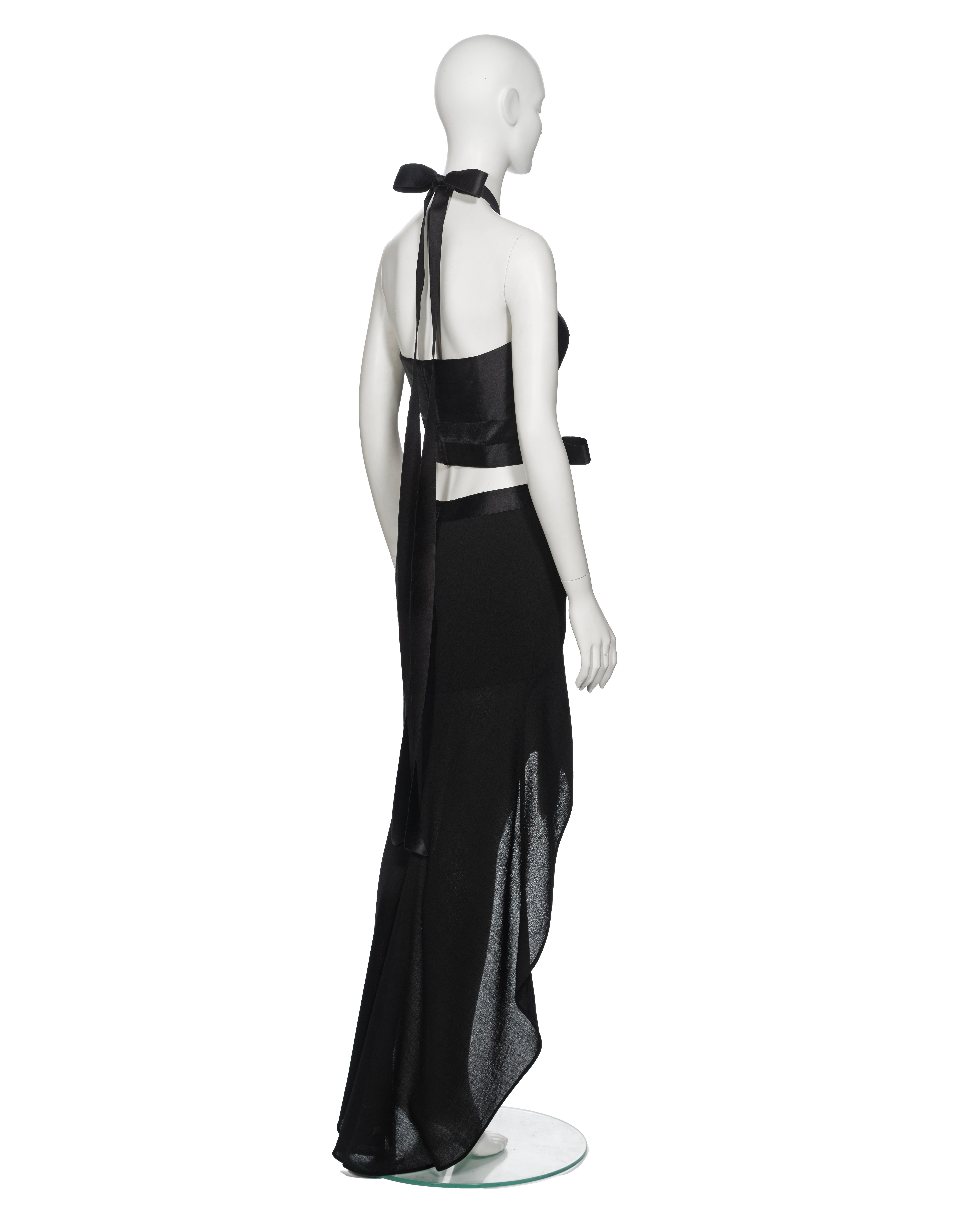 Robe de soirée haute couture Chanel par Karl Lagerfeld en soie noire, saison 1994 en vente 7