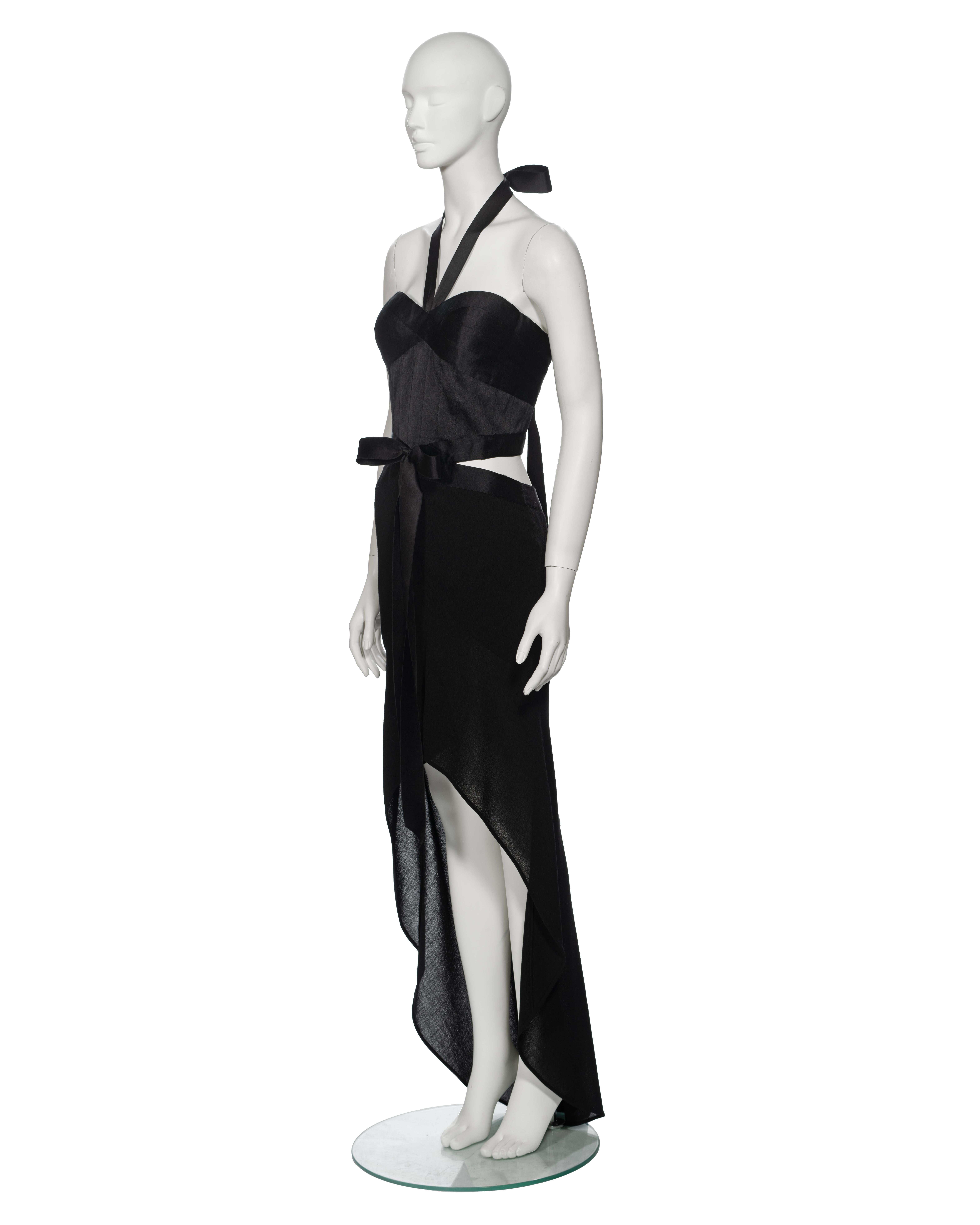 Robe de soirée haute couture Chanel par Karl Lagerfeld en soie noire, saison 1994 en vente 12