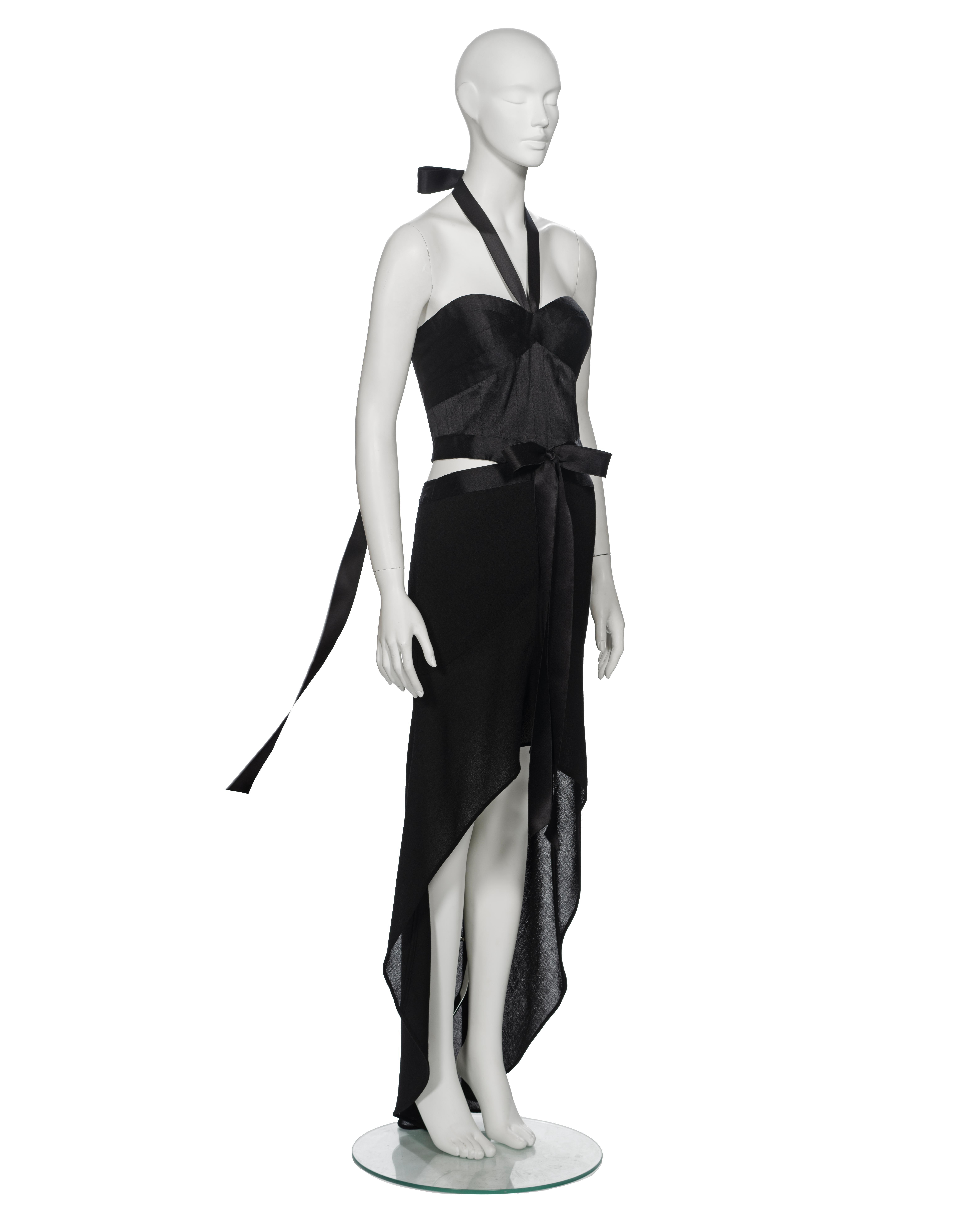 Robe de soirée haute couture Chanel par Karl Lagerfeld en soie noire, saison 1994 en vente 2
