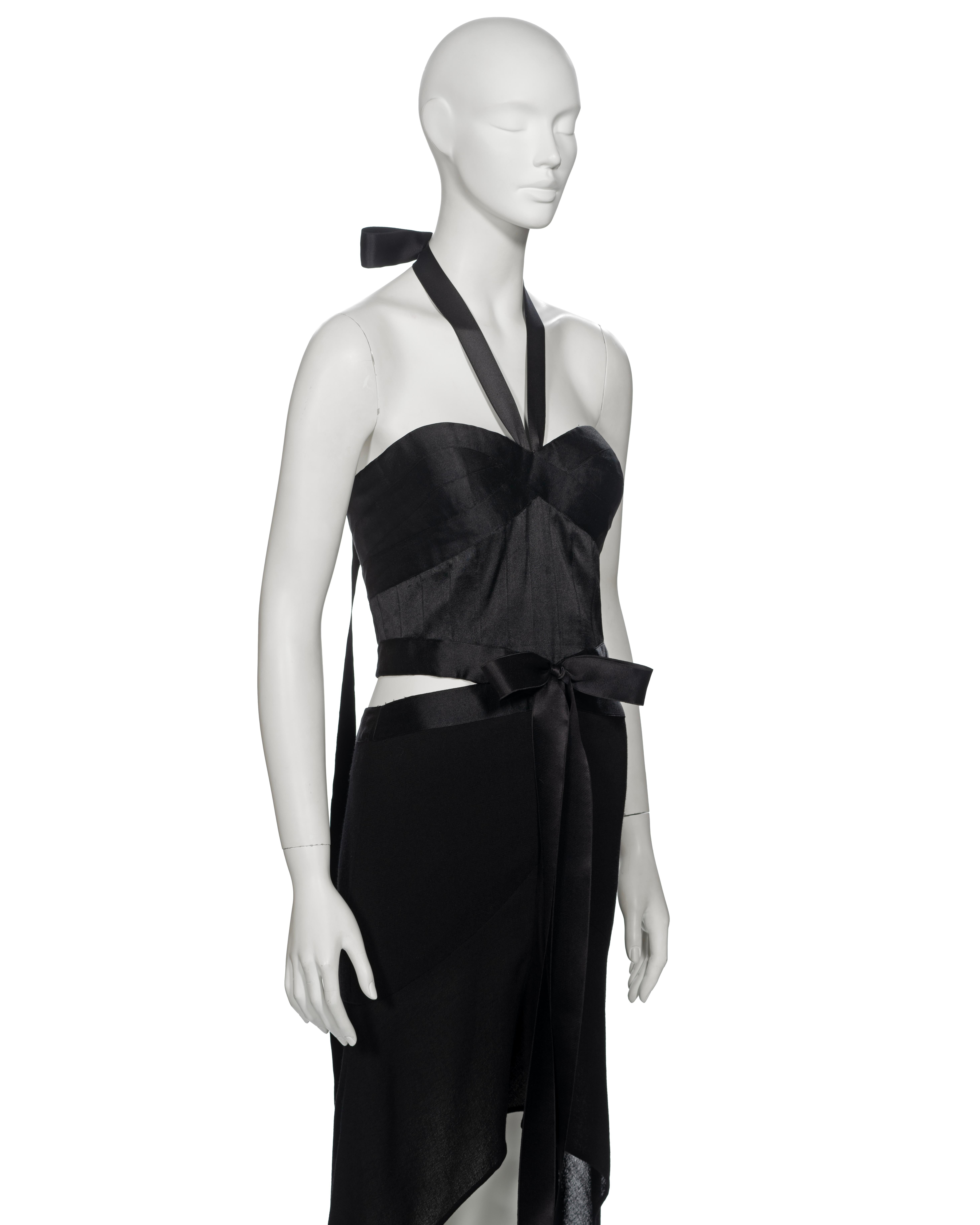 Robe de soirée haute couture Chanel par Karl Lagerfeld en soie noire, saison 1994 en vente 3
