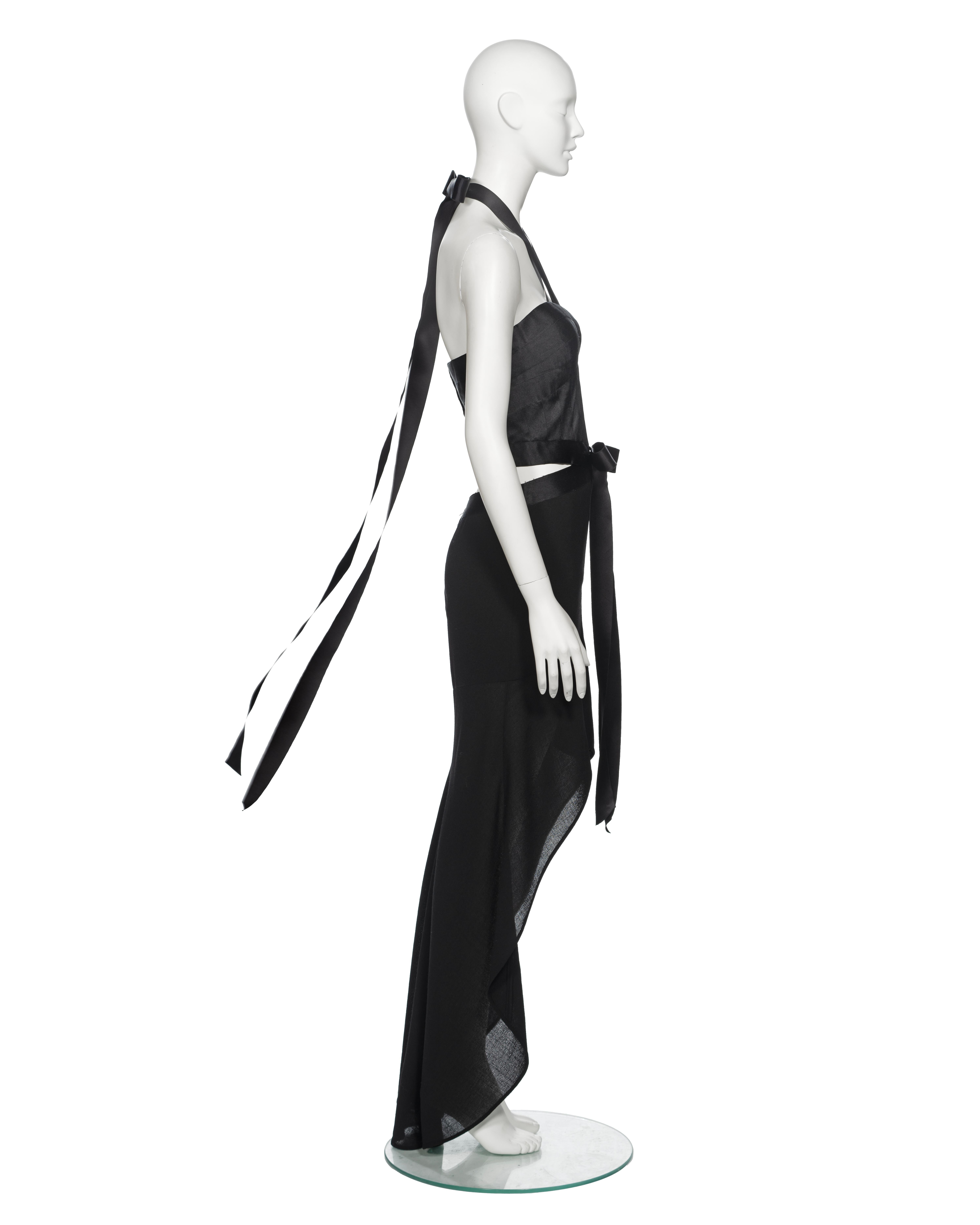 Robe de soirée haute couture Chanel par Karl Lagerfeld en soie noire, saison 1994 en vente 5