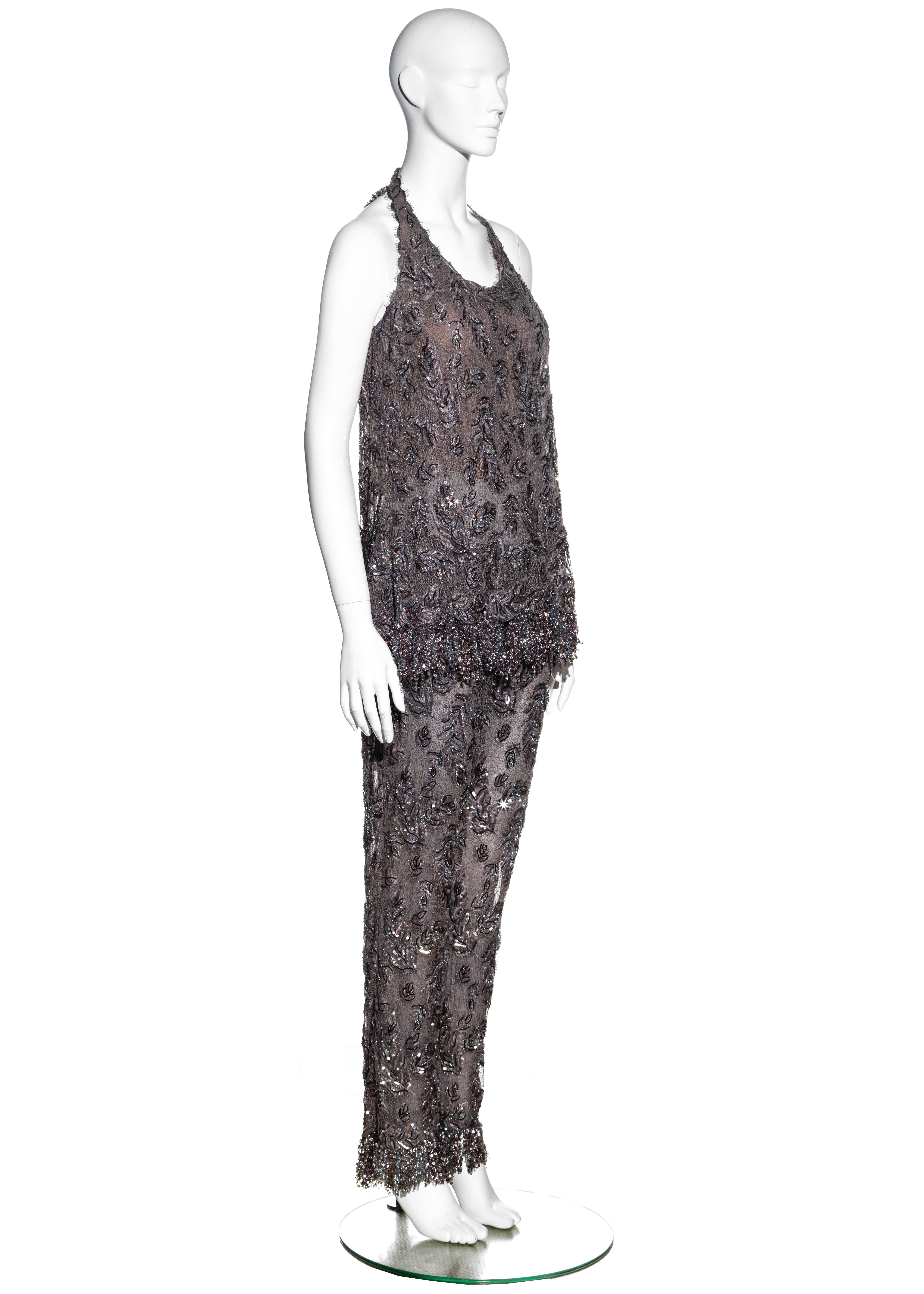 Chanel by Karl Lagerfeld Haute Couture mauve embroidered lace pant suit, fw 2002 In Excellent Condition For Sale In London, GB