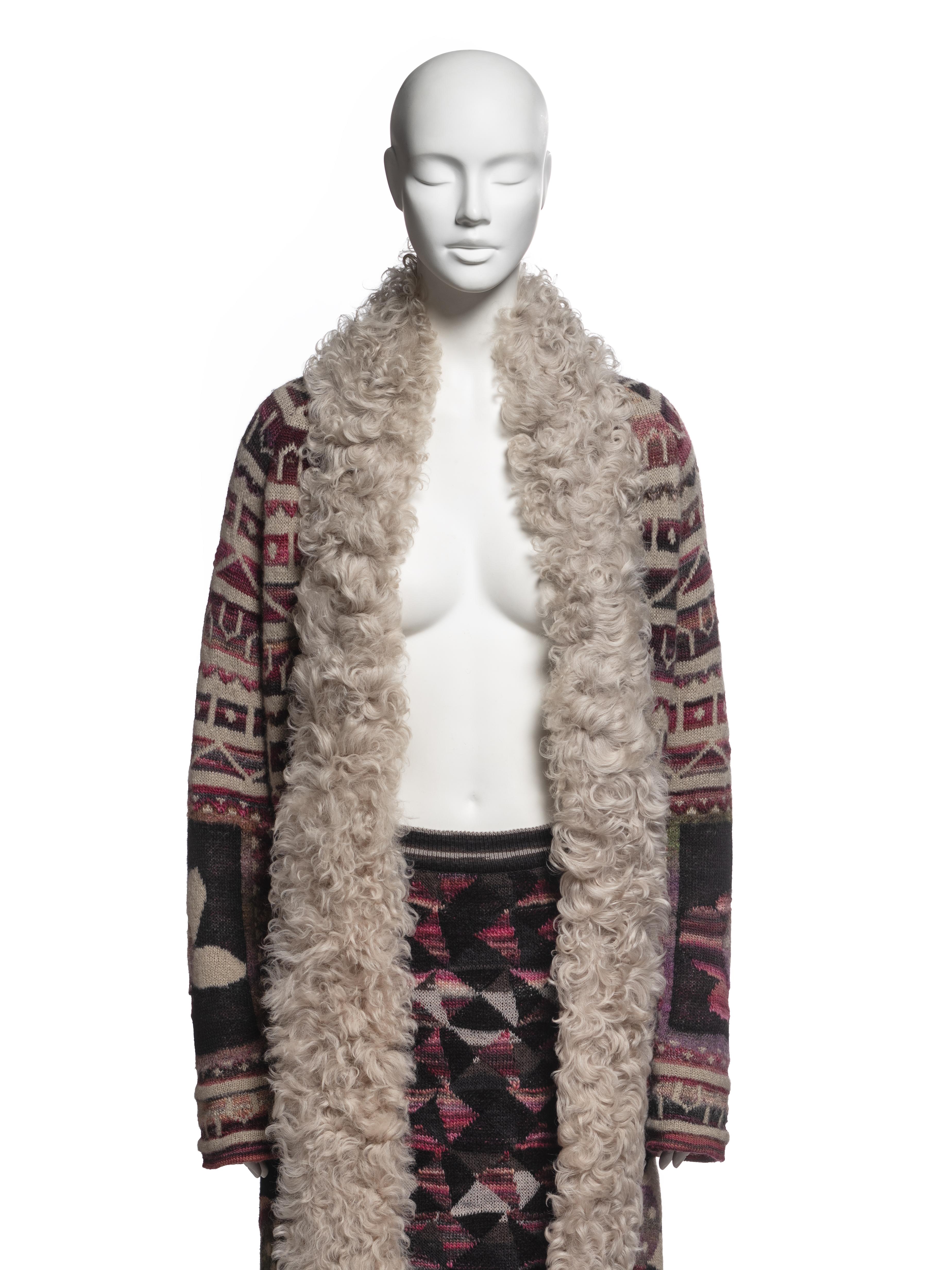 Grigio Chanel by Karl Lagerfeld Knitted Maxi Coat and Skirt Set, Métiers d'art, PF 2009 in vendita