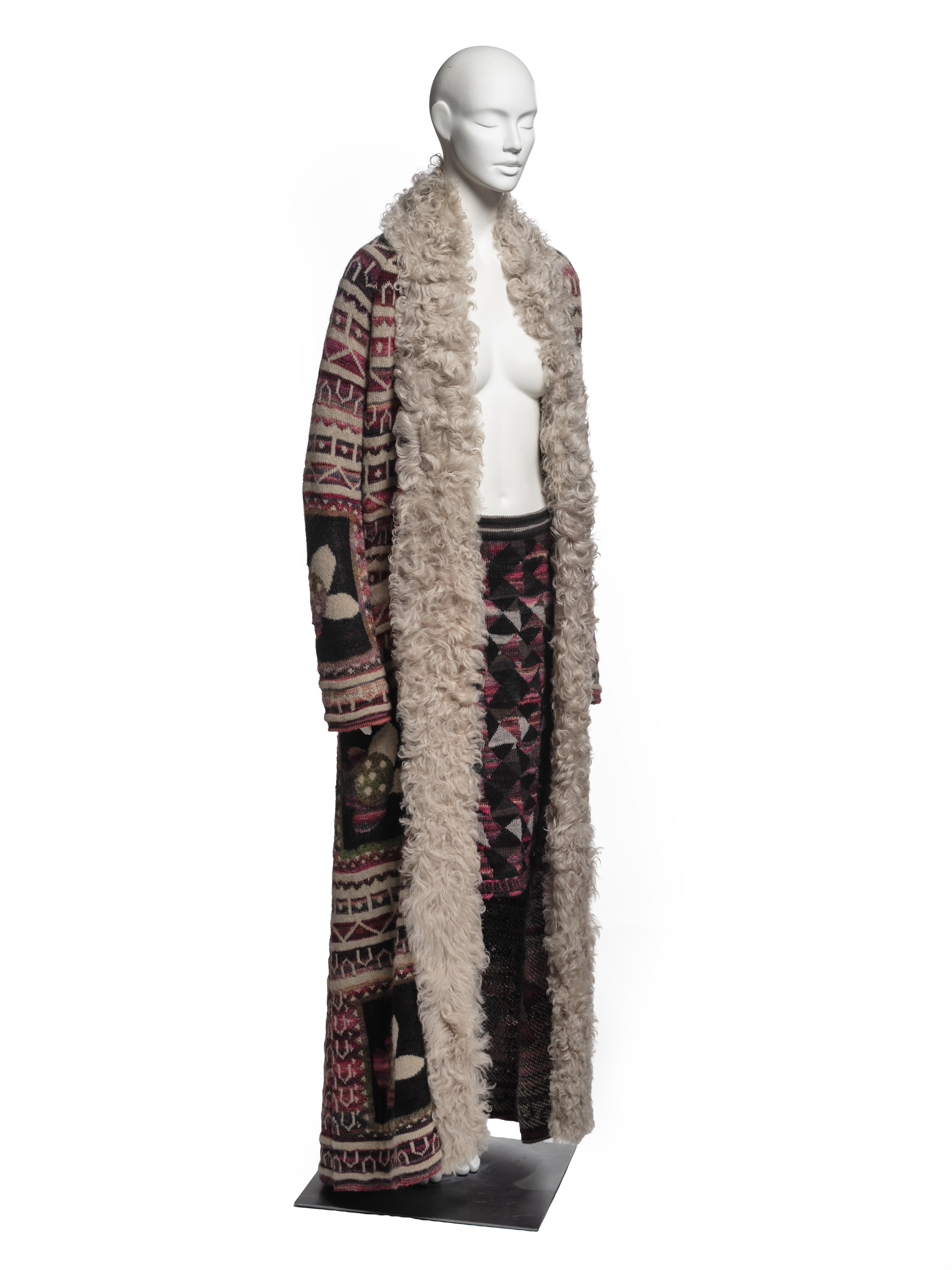 Donna Chanel by Karl Lagerfeld Knitted Maxi Coat and Skirt Set, Métiers d'art, PF 2009 in vendita