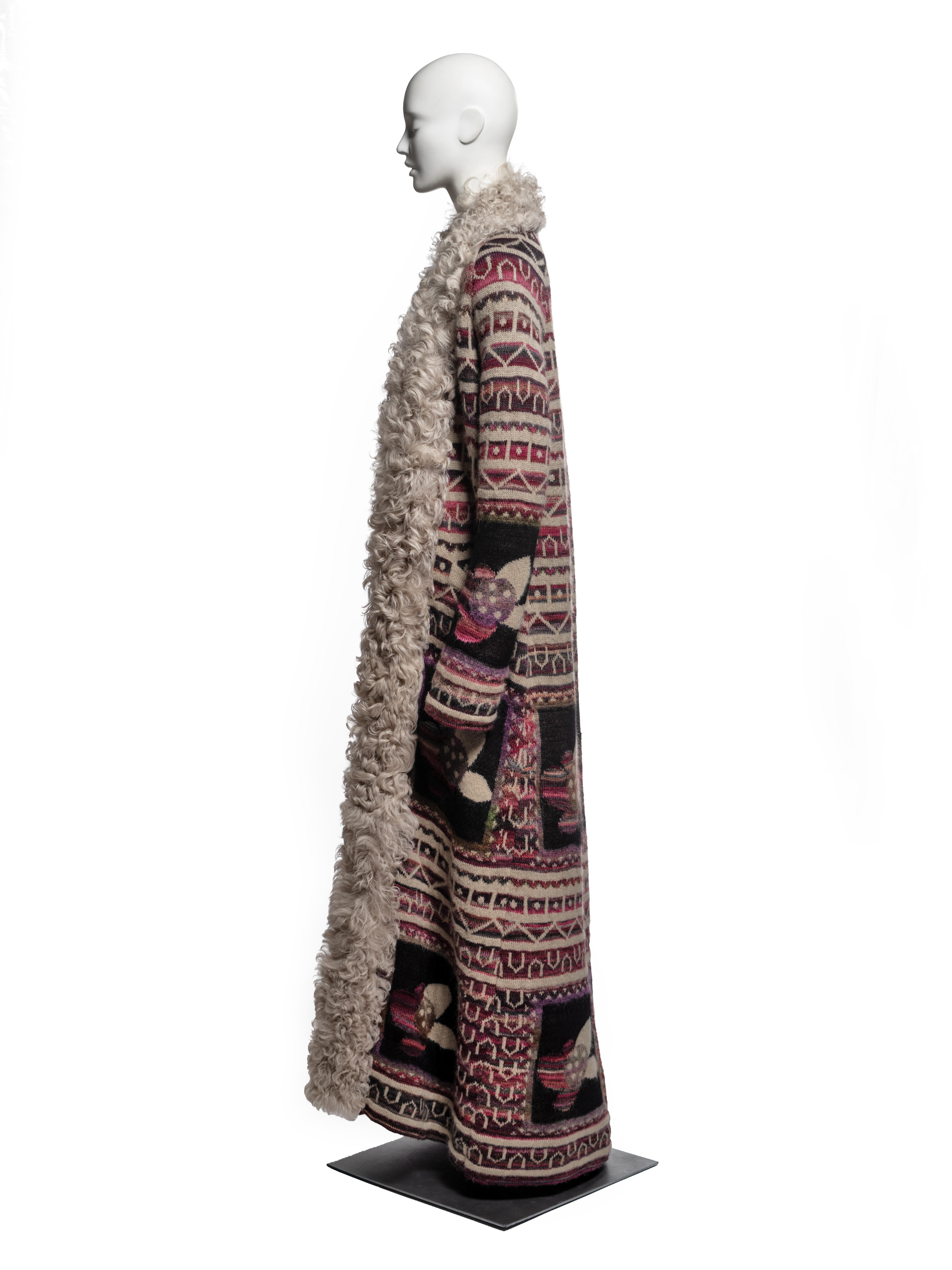 Chanel by Karl Lagerfeld Knitted Maxi Coat and Skirt Set, Métiers d'art, PF 2009 in vendita 4